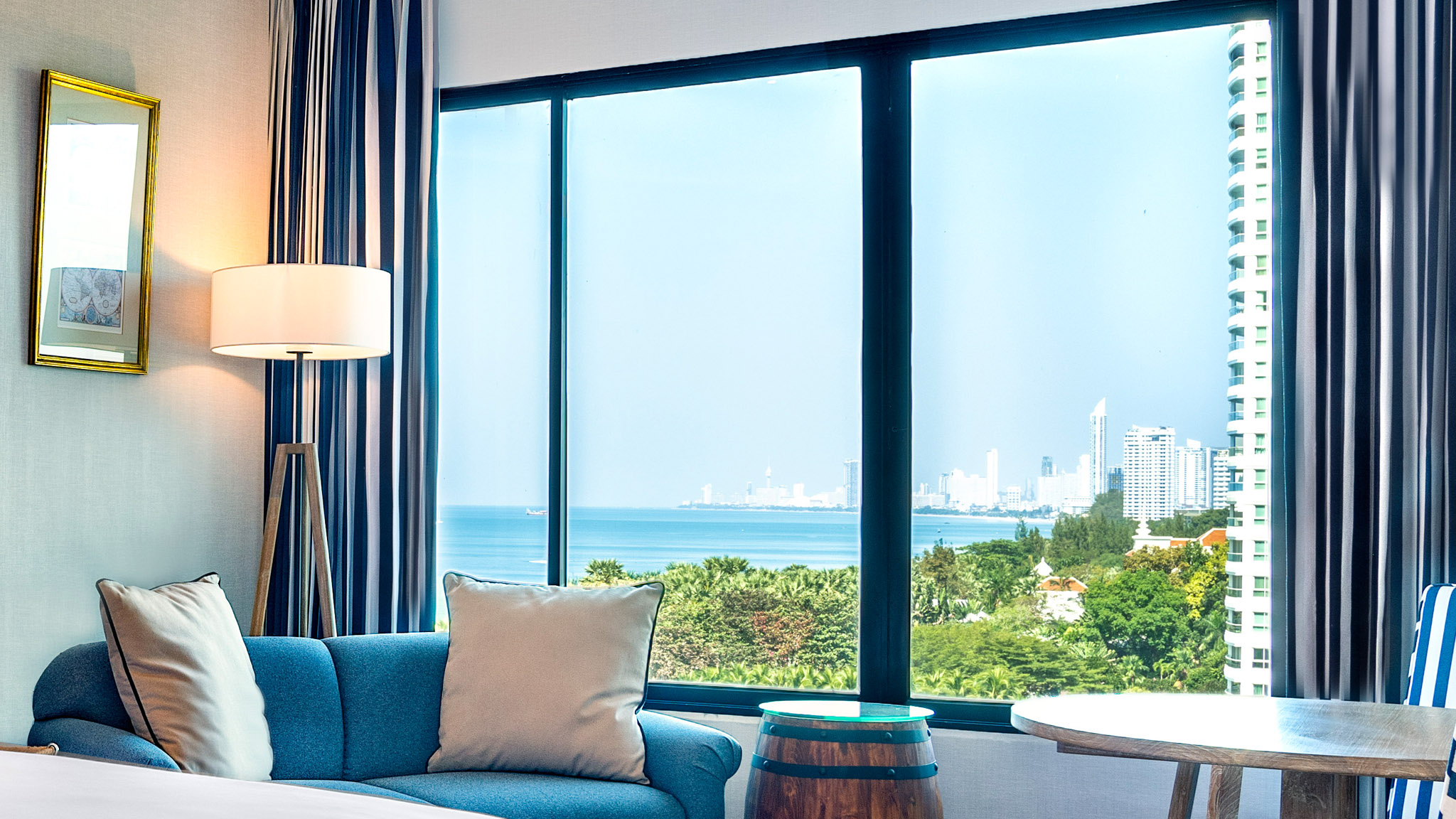 Room Deluxe King Bed