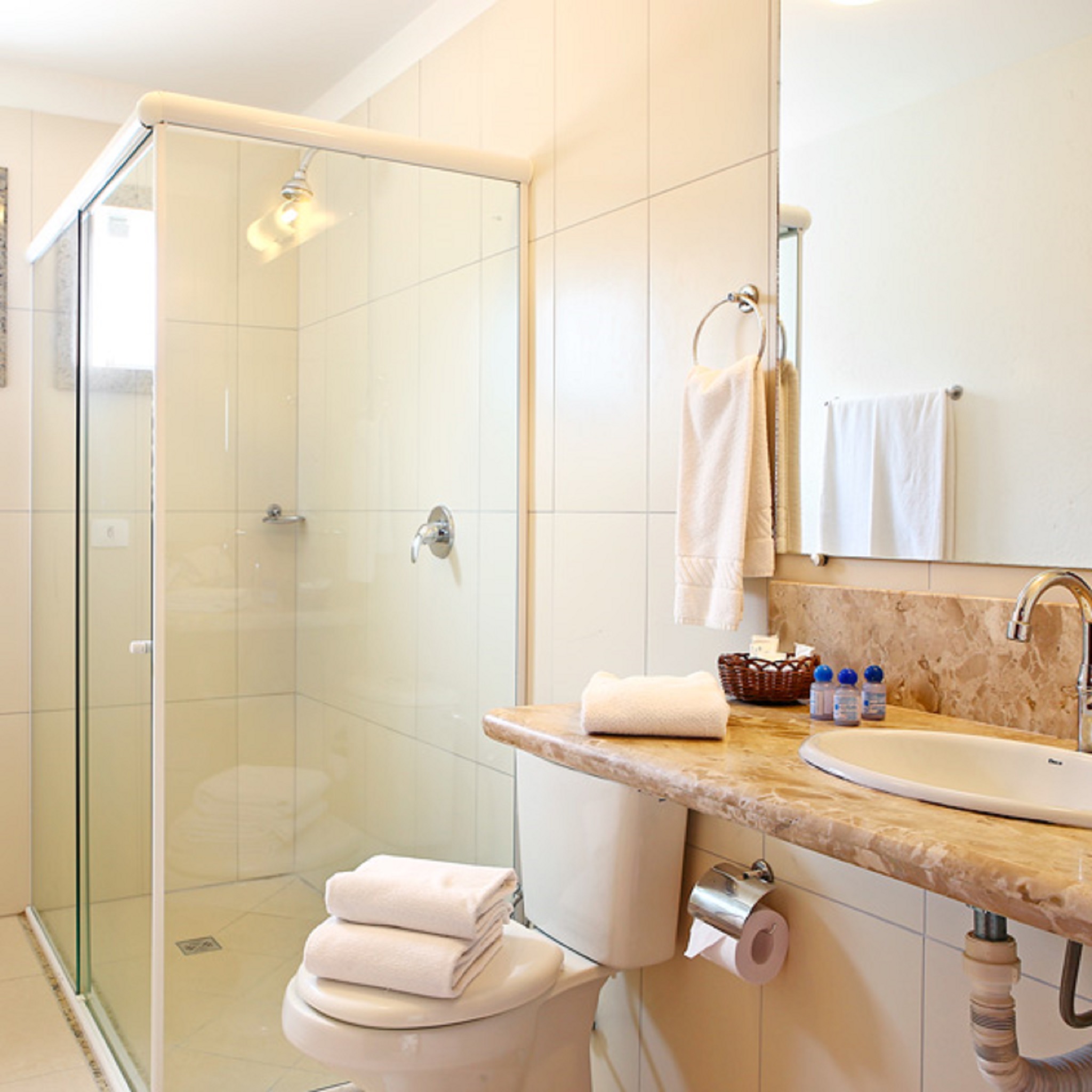 Family Room Capacity 4