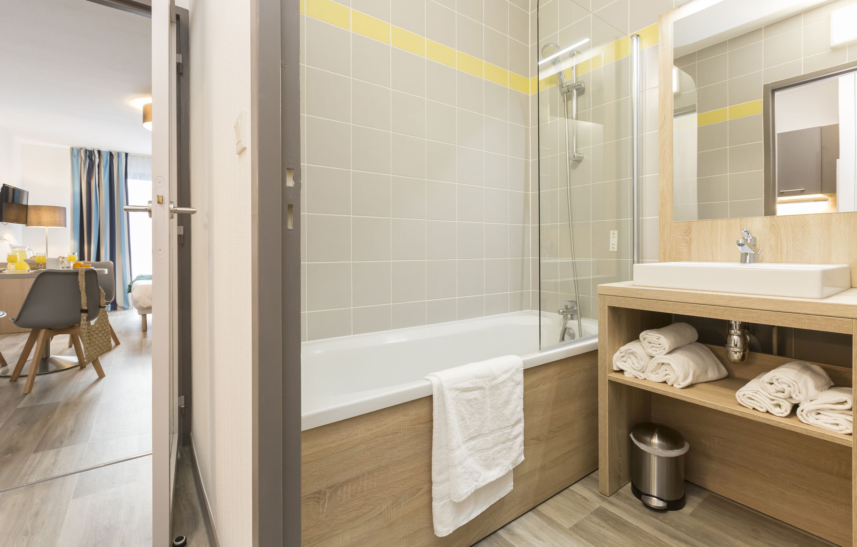 Apartment Capacity 4