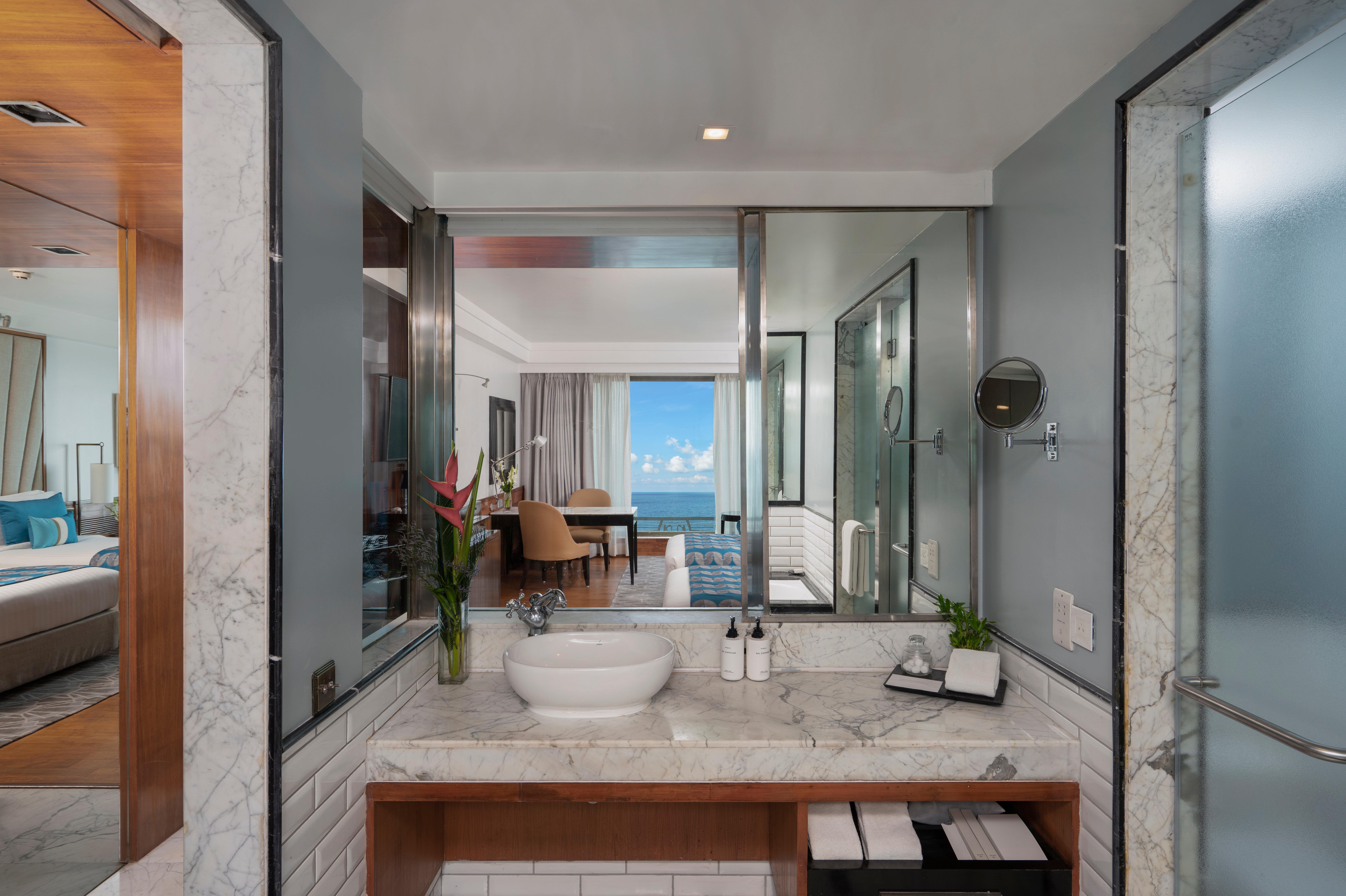 Twin Premium Sea View