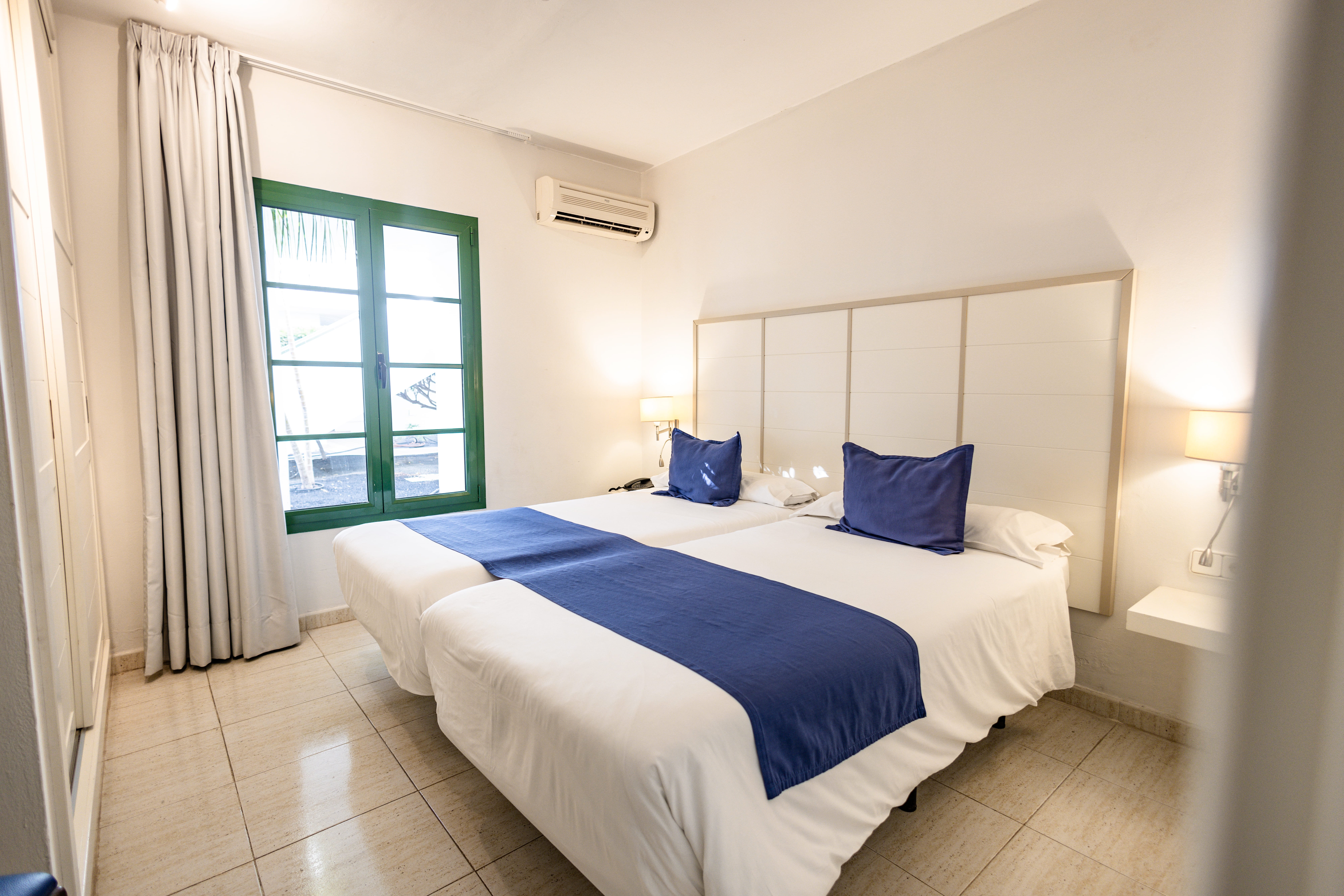 Apartment Capacity 6 Two Bedrooms