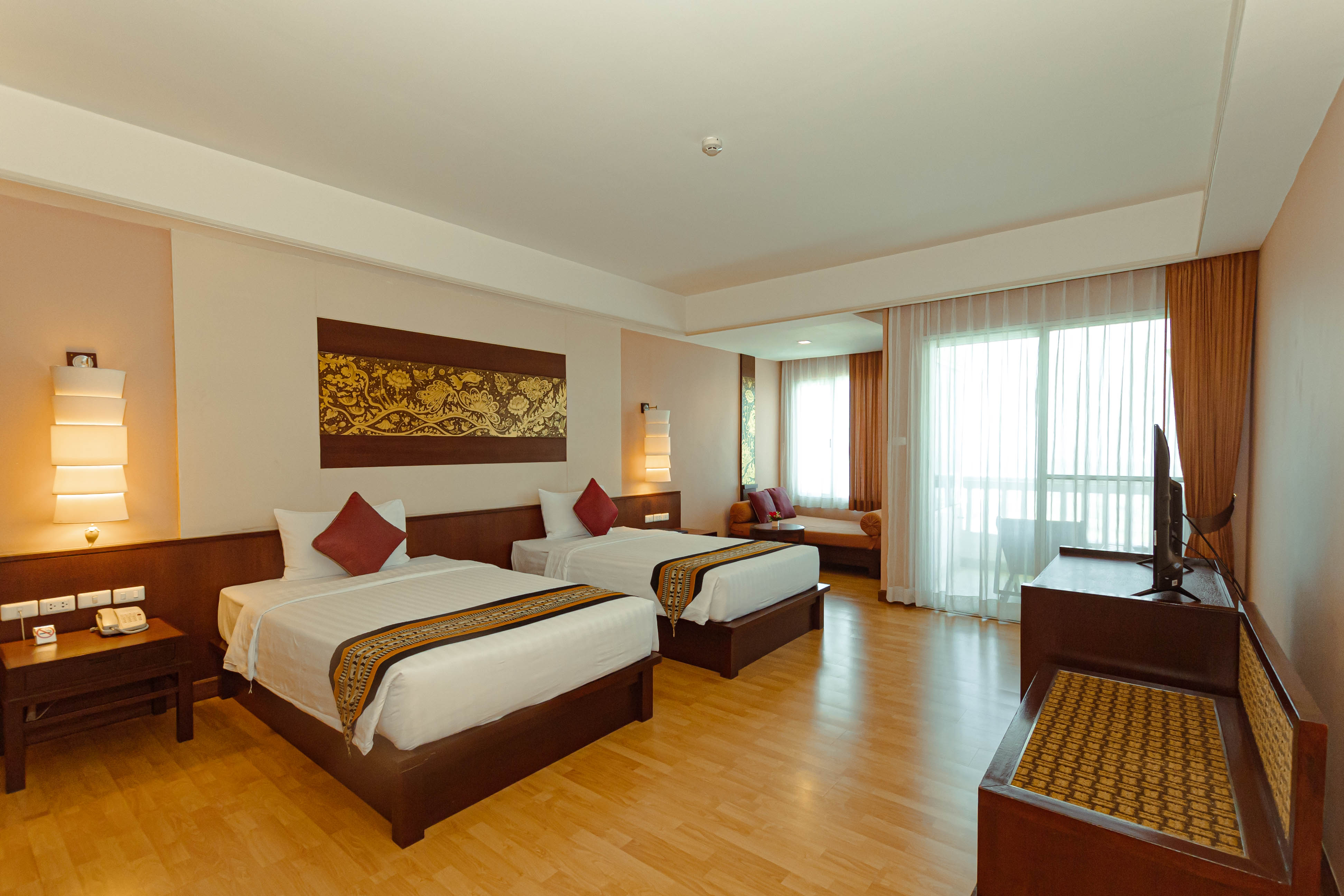 Double or Twin Deluxe Mountain View