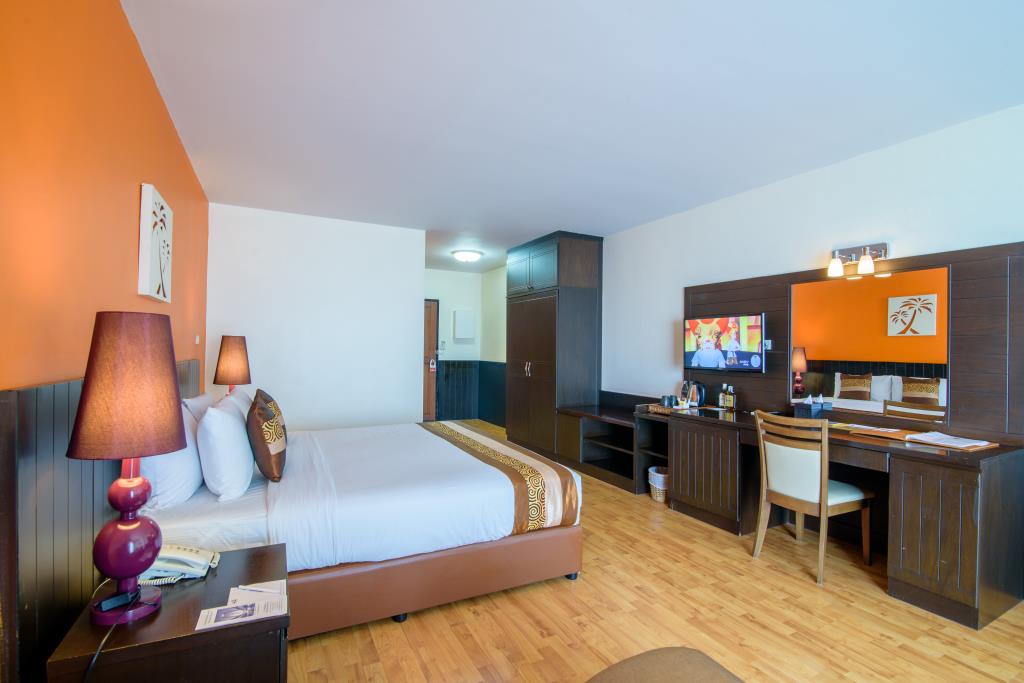 Double or Twin Premier Sea View