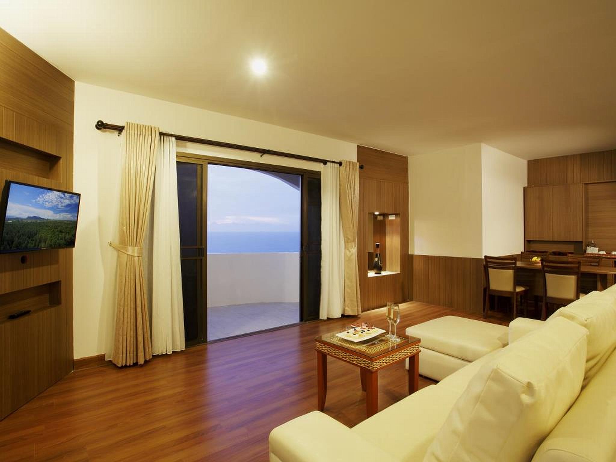 Family Room Executive Ocean View