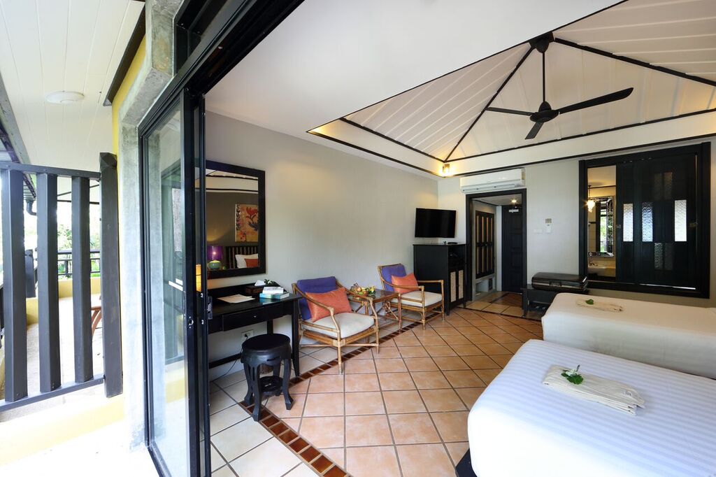 Double or Twin Superior