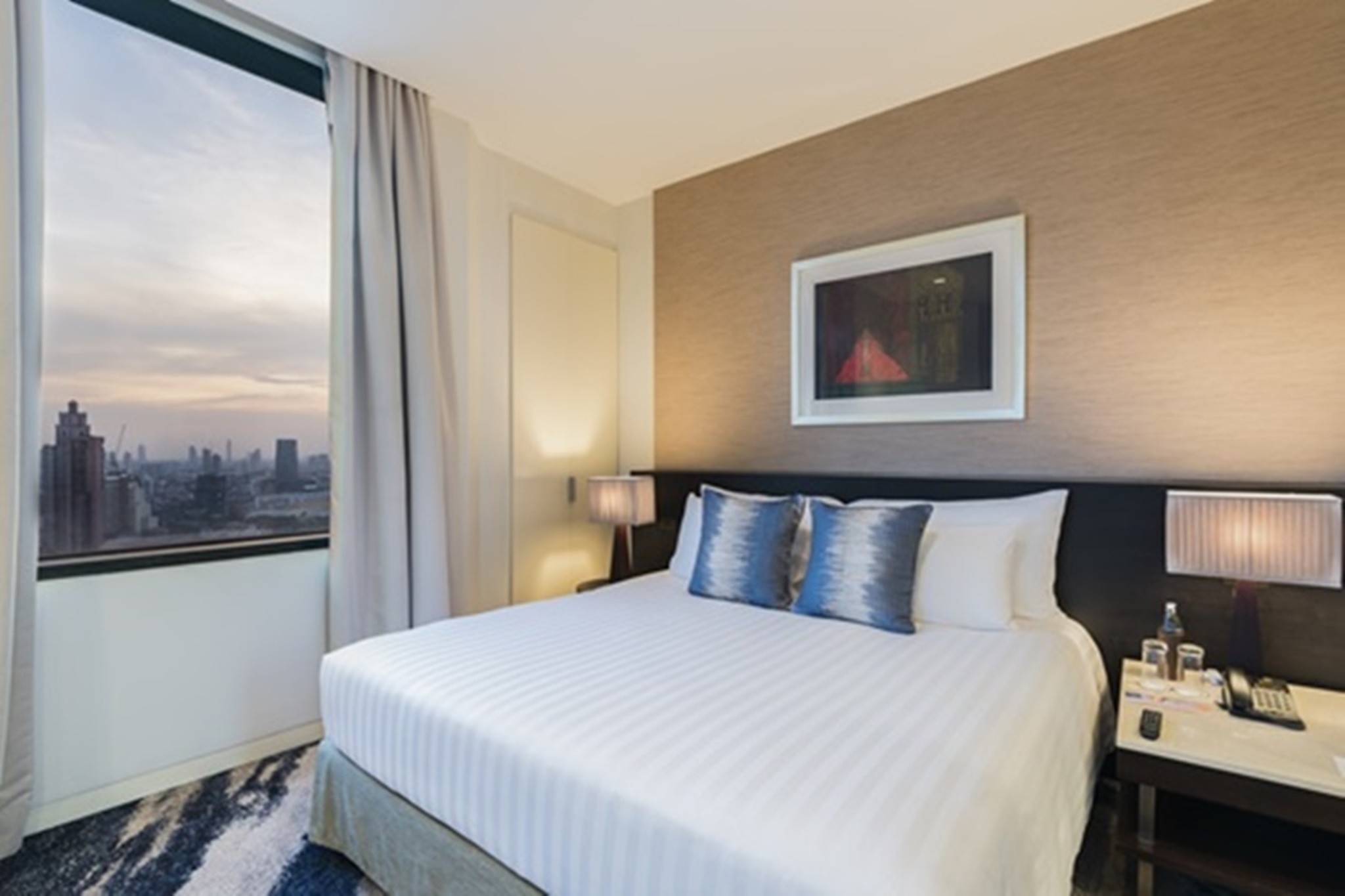 Double or Twin Deluxe