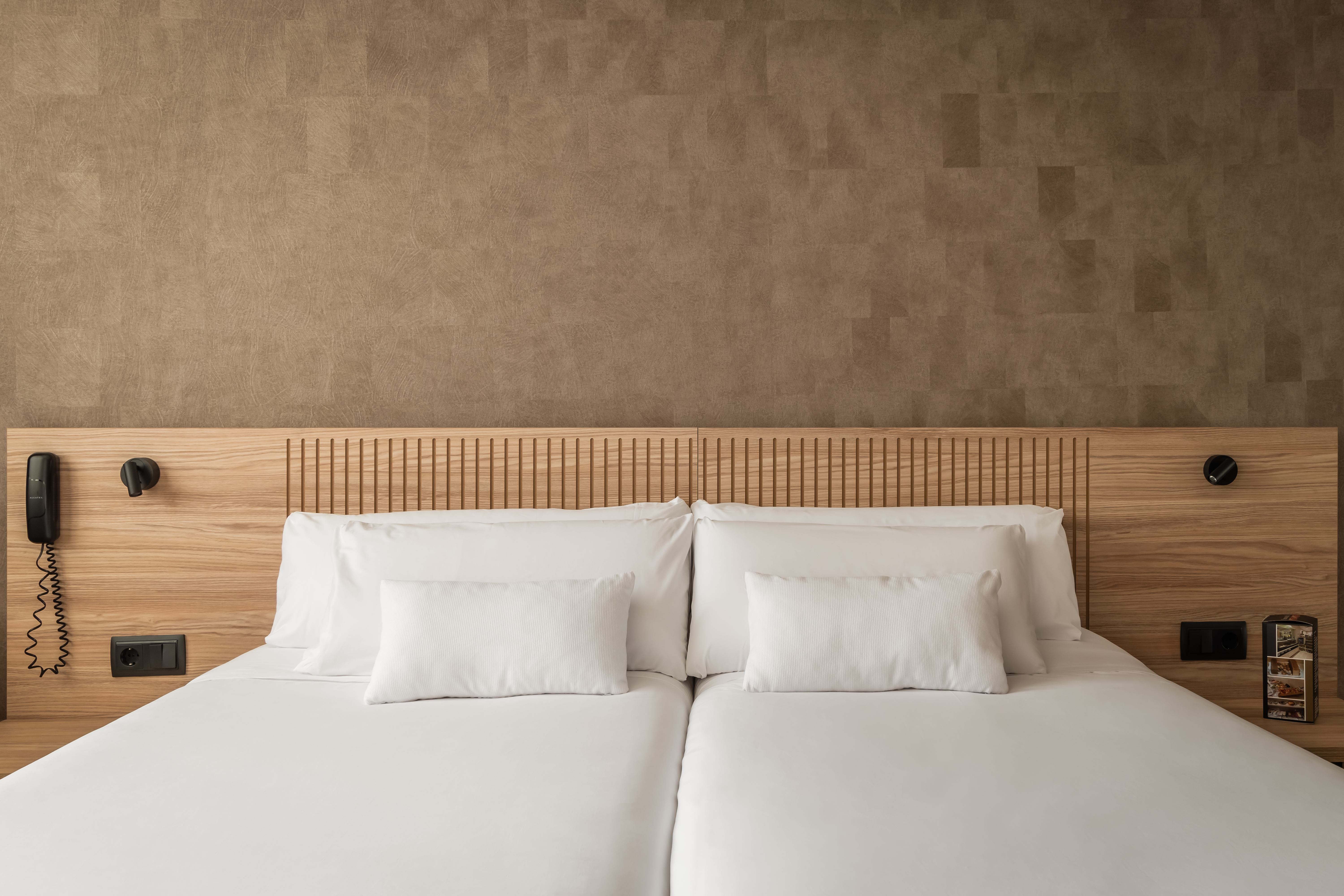 Double or Twin Standard