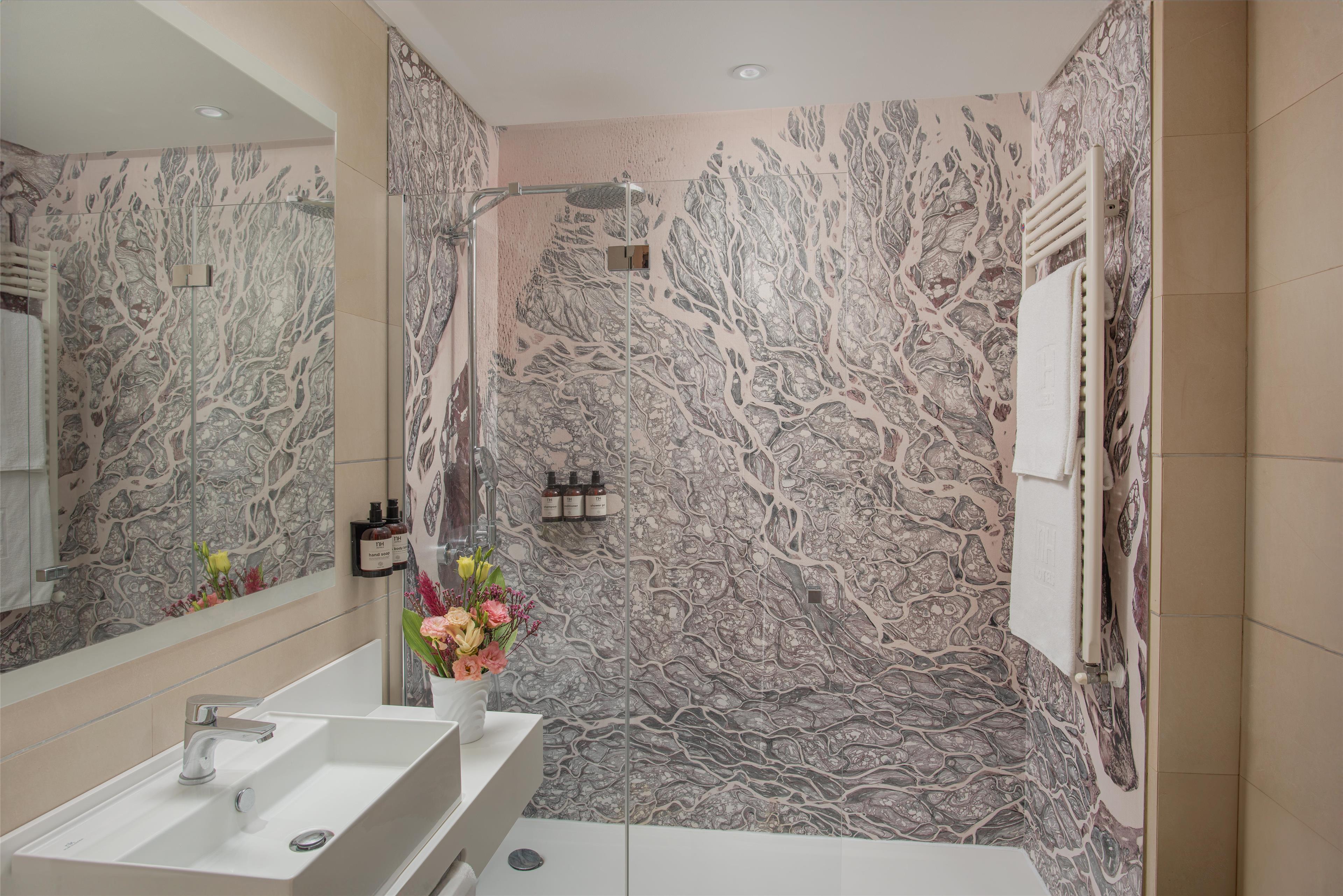 Double Superior with Views