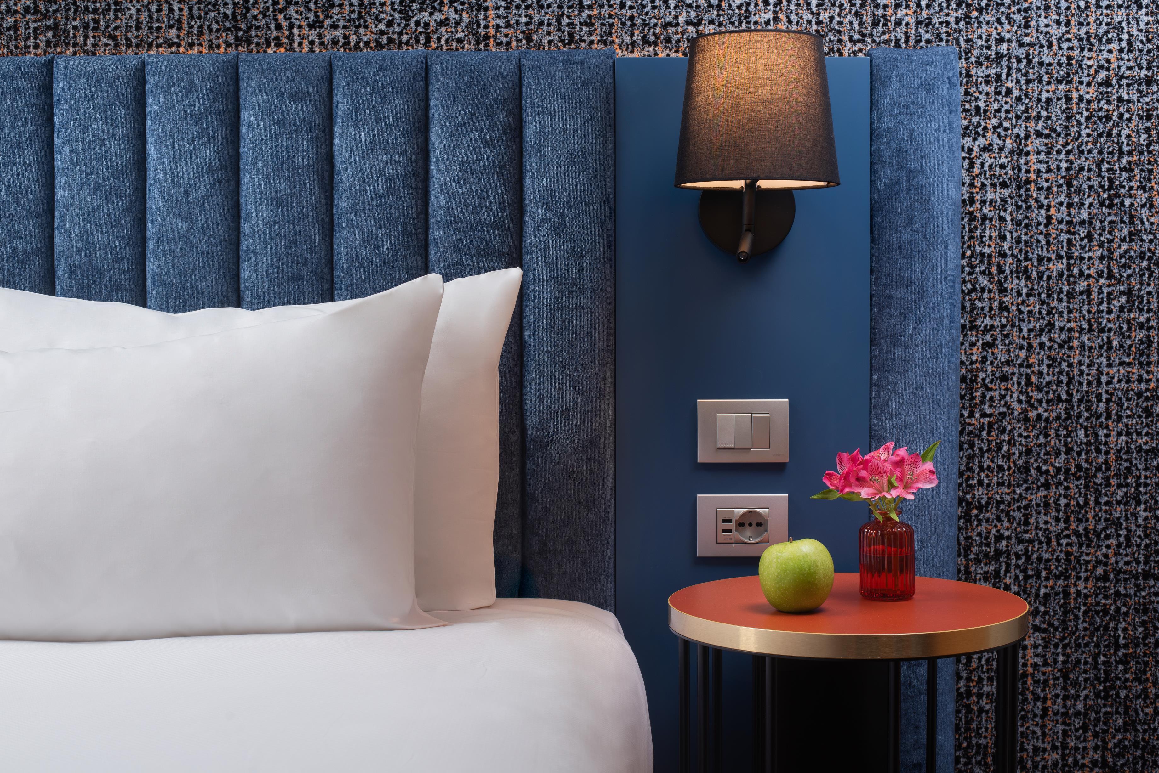 Family Room Capacity 6