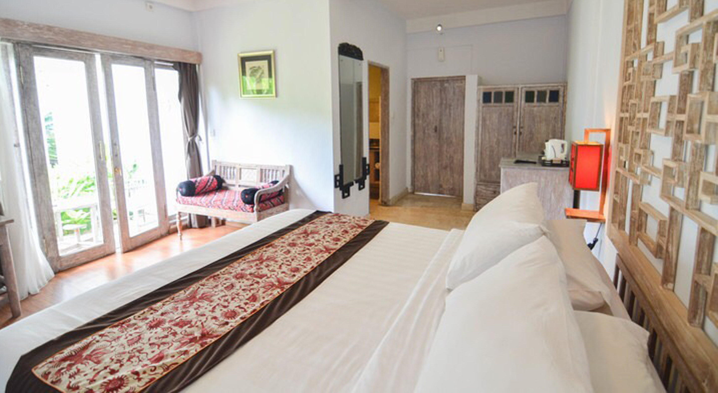 Double or Twin Deluxe