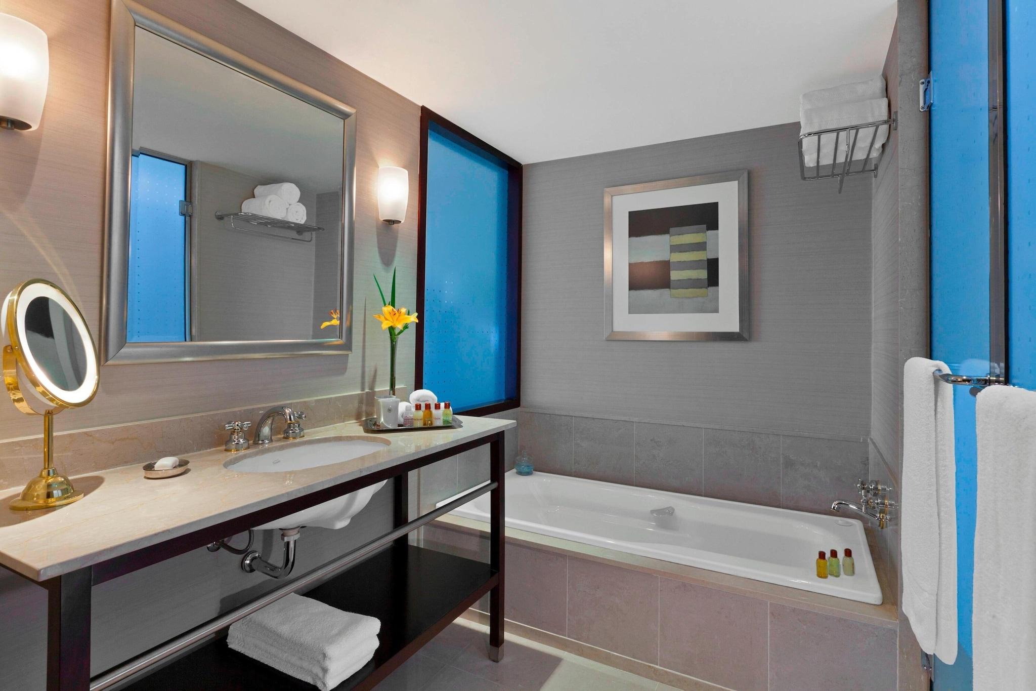 Suite Premier King Bed