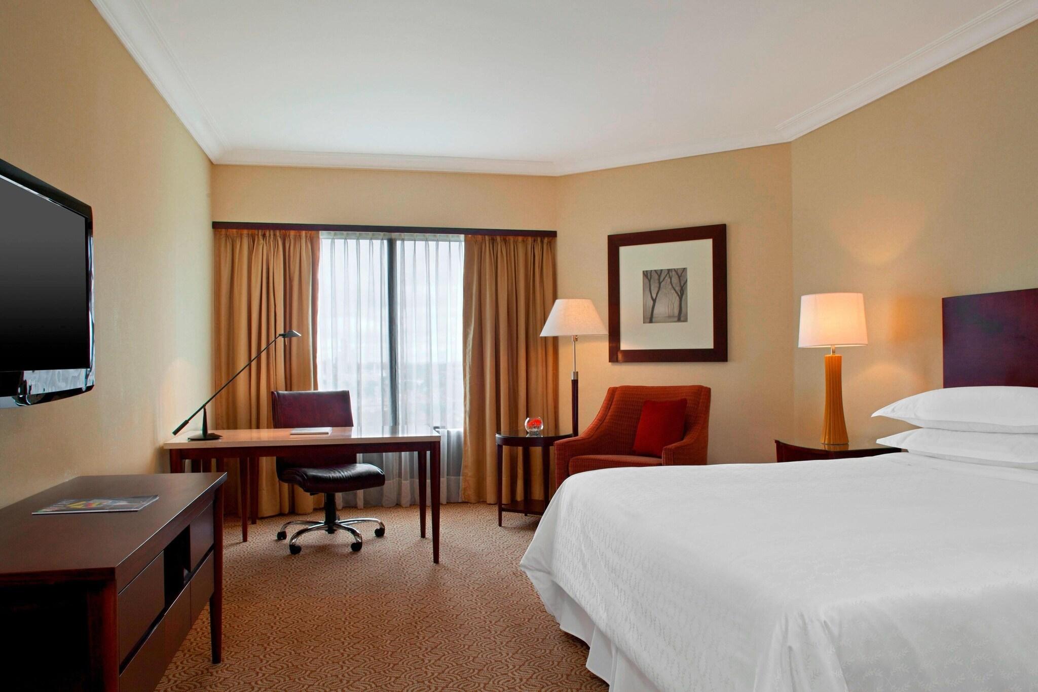 Double Club King Bed