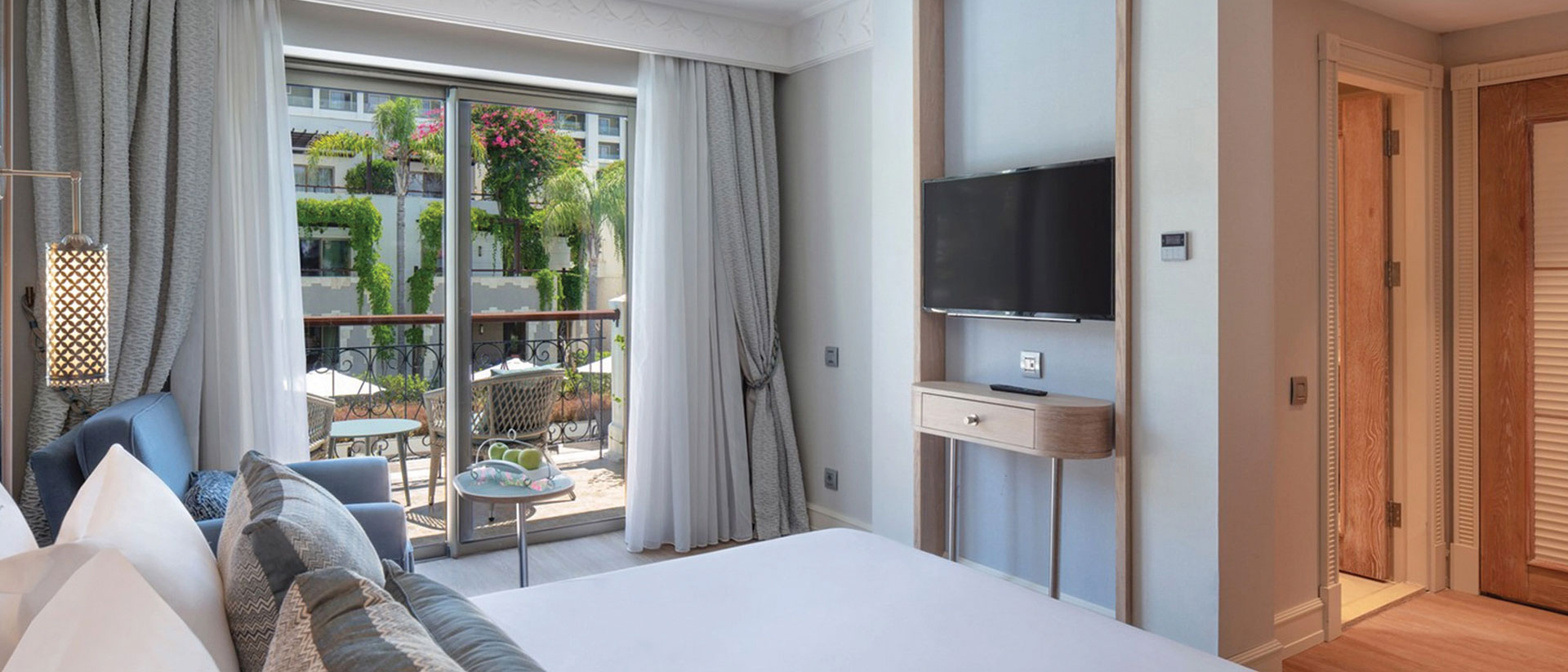 Double or Twin Lake View