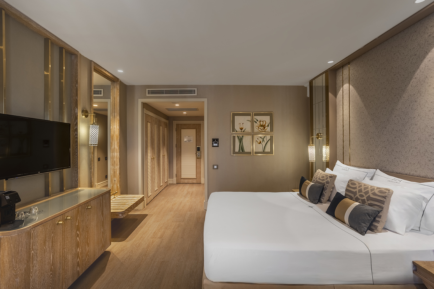 Double Single Pool View