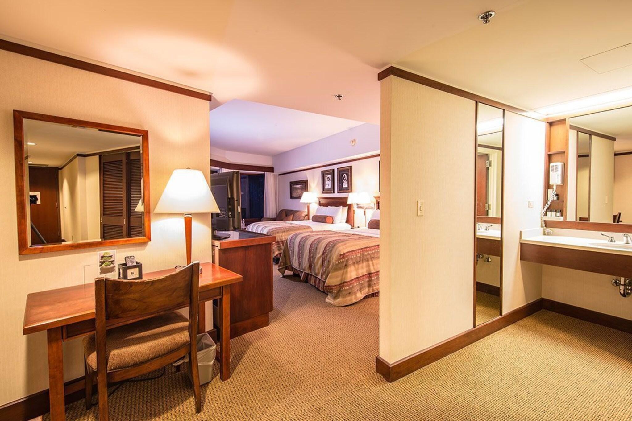 Studio King Size Bed