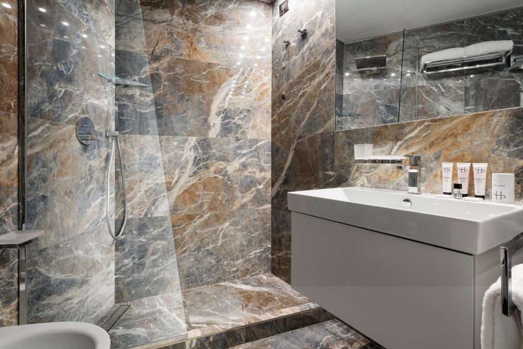 Double Single Classic