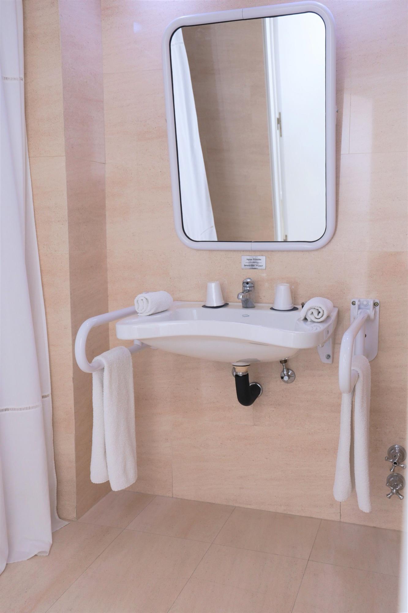 Double City View King Bed