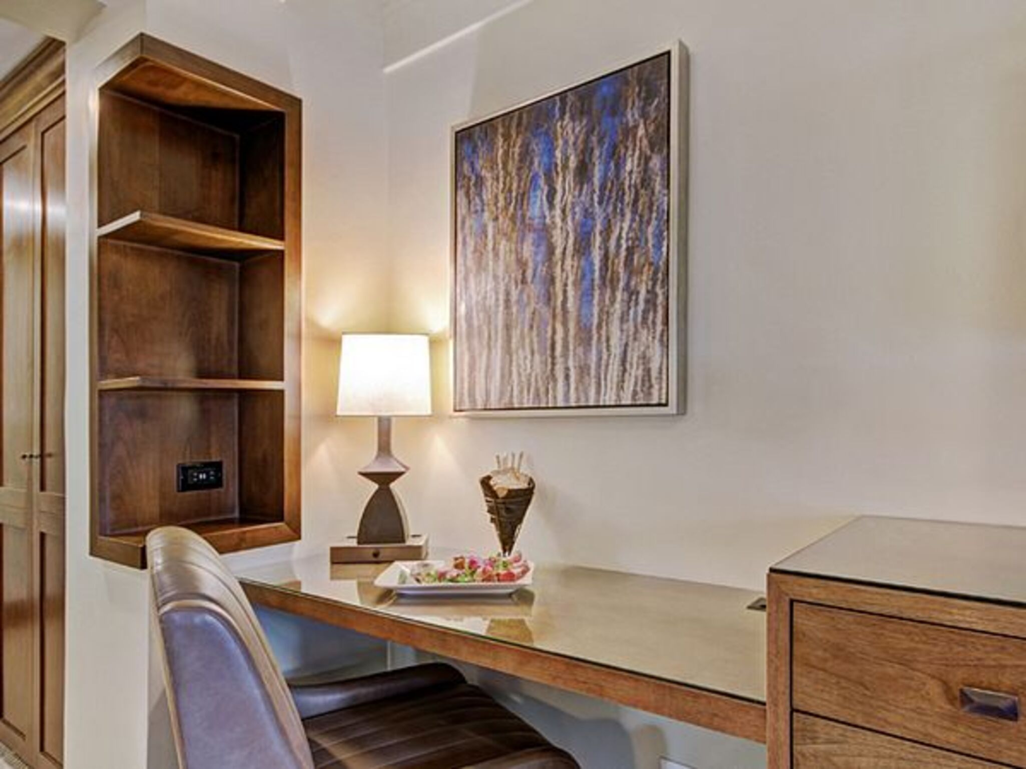 Double Deluxe Two Beds