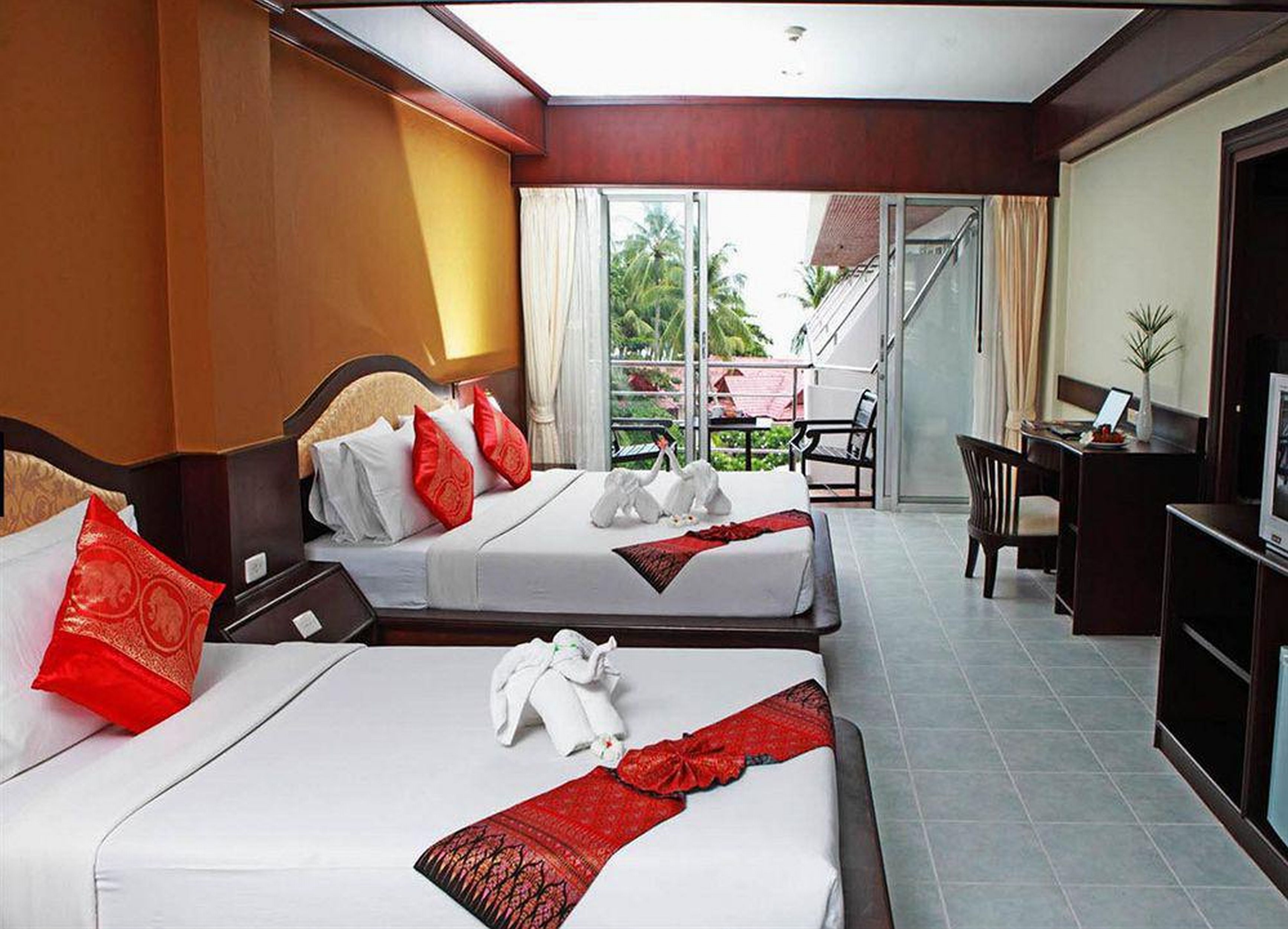 Double or Twin Standard