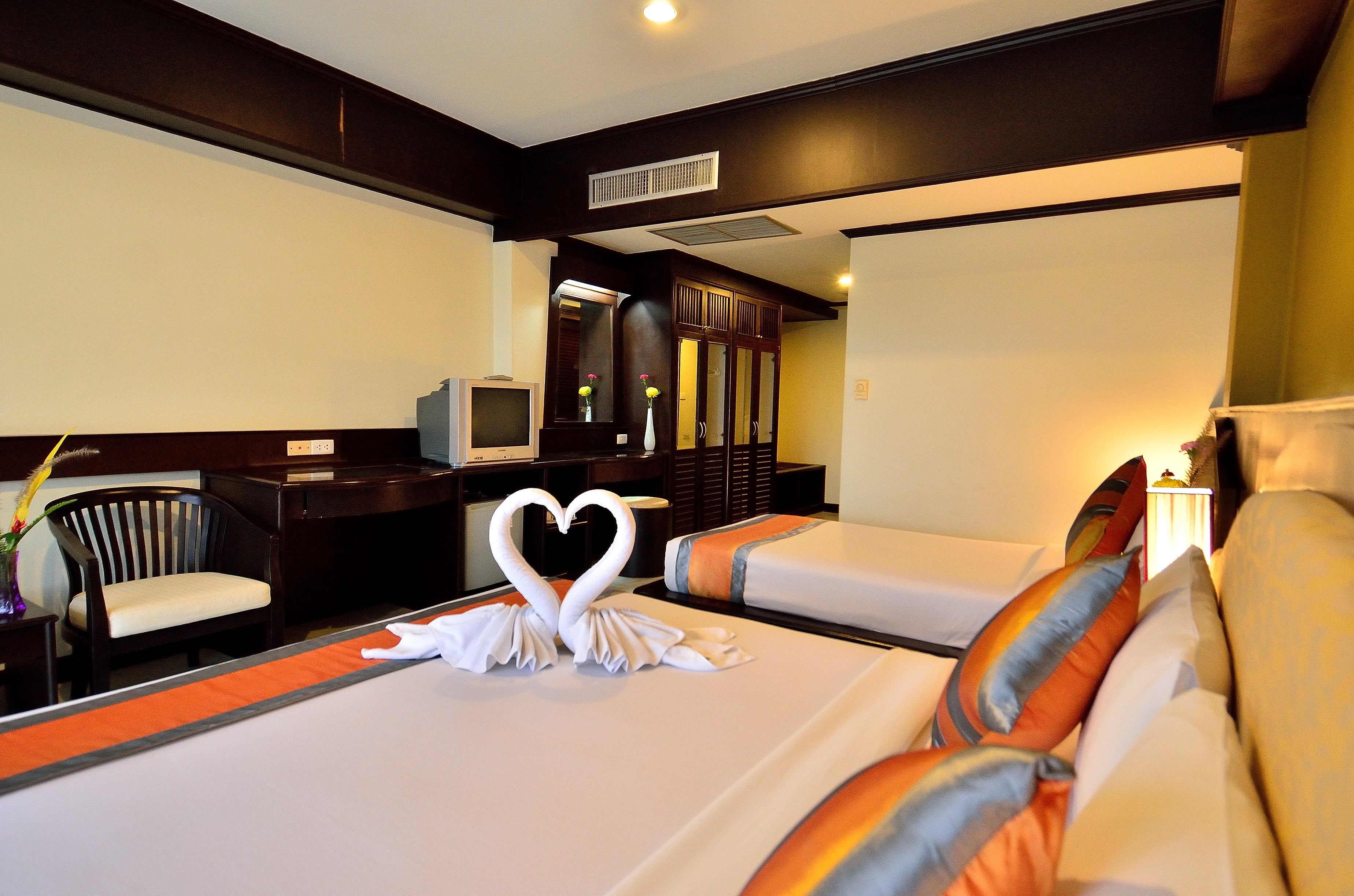 Double or Twin Deluxe