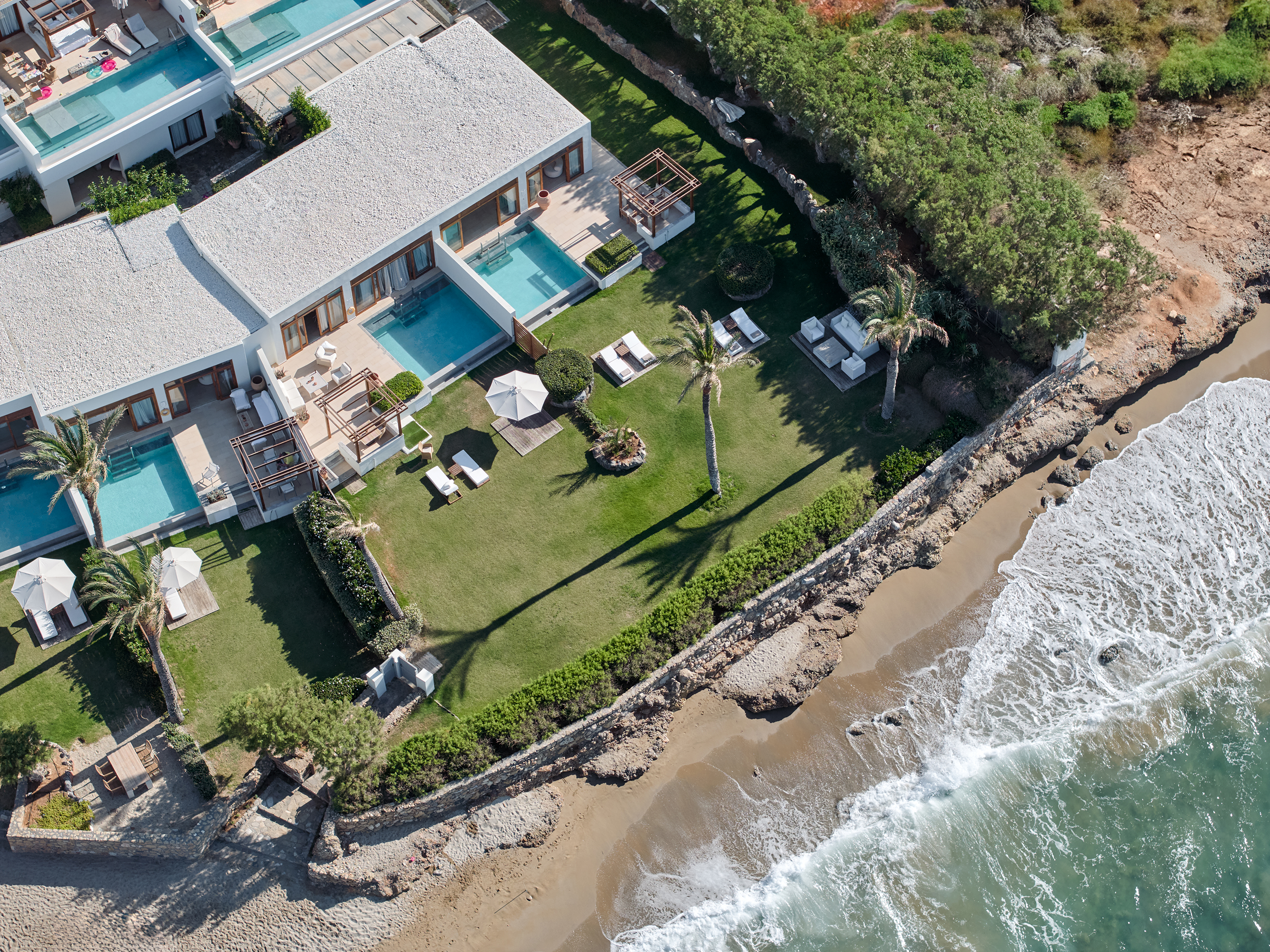 Villa Three Bedrooms Three Bathrooms