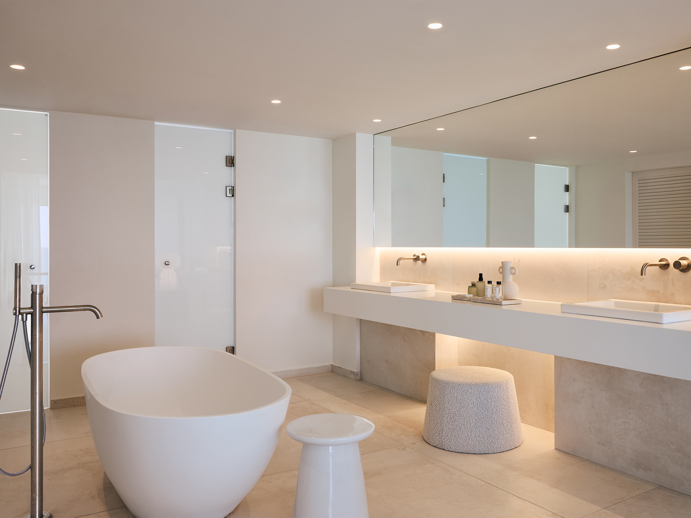 Suite Two Bedrooms
