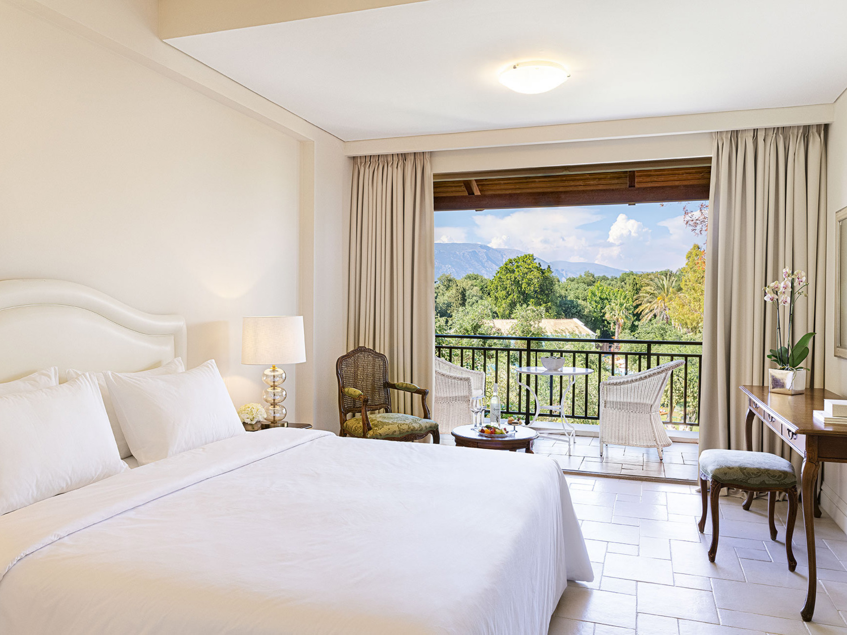 Bungalow Garden View