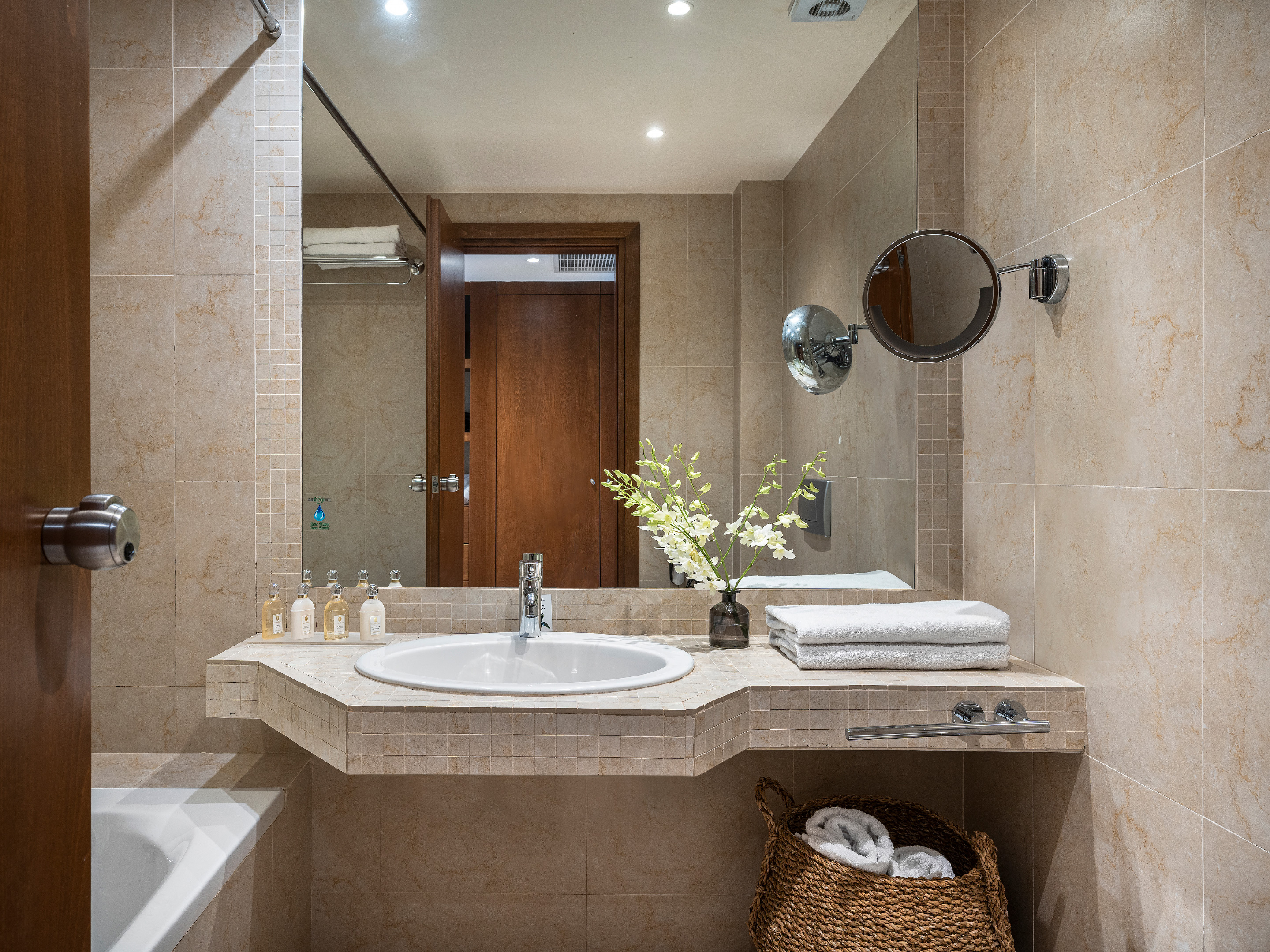 Family Room Deluxe Garden View