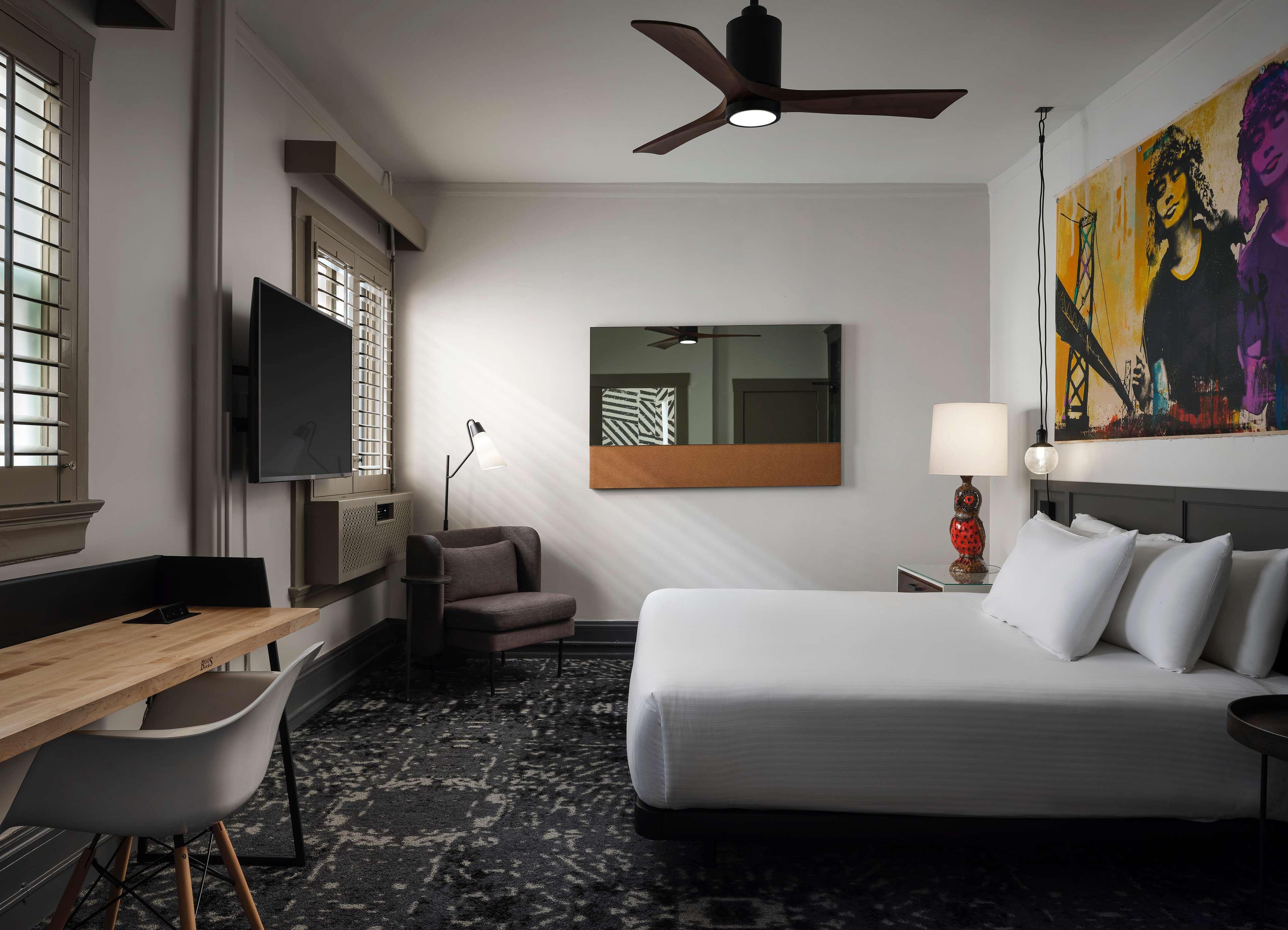 Double Queen Size Bed