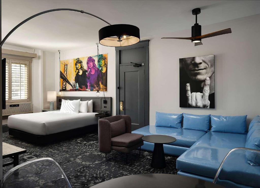 Junior Suite King Size Bed