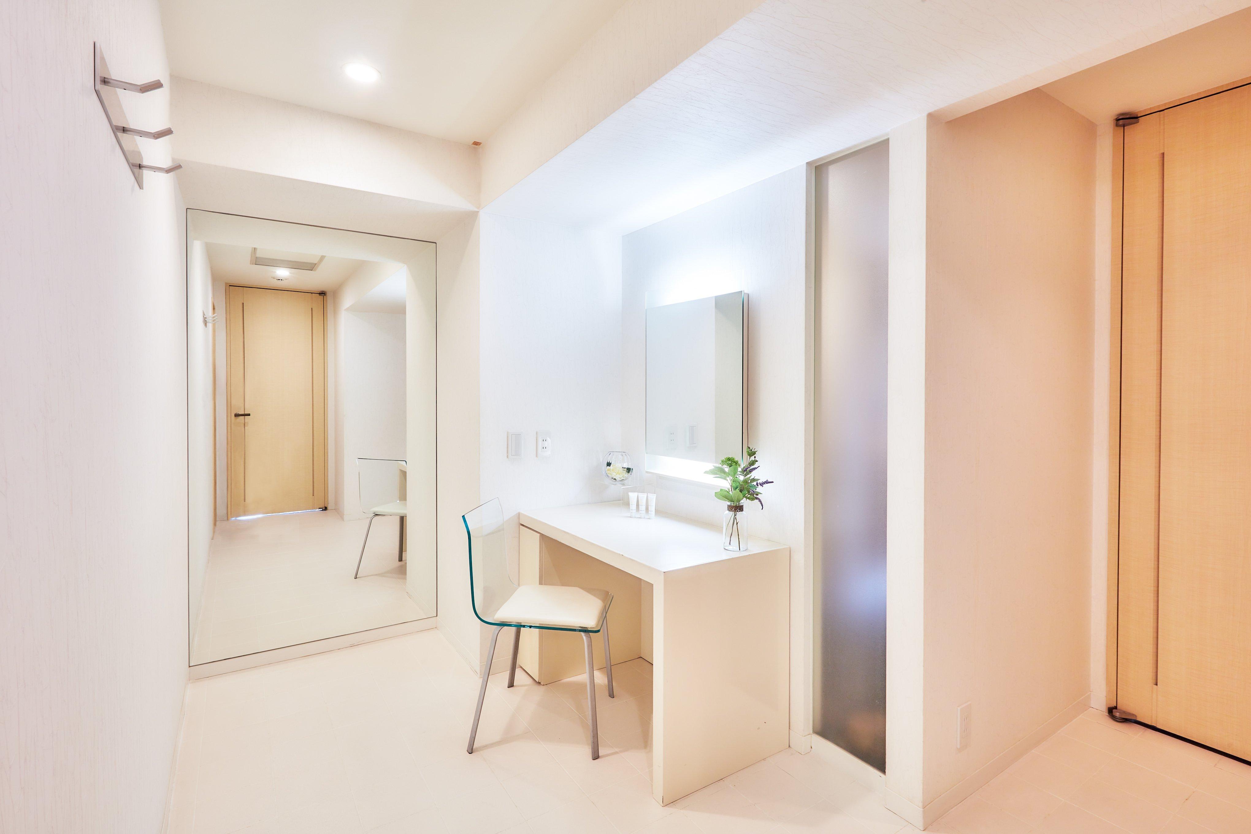 Junior Suite with Views