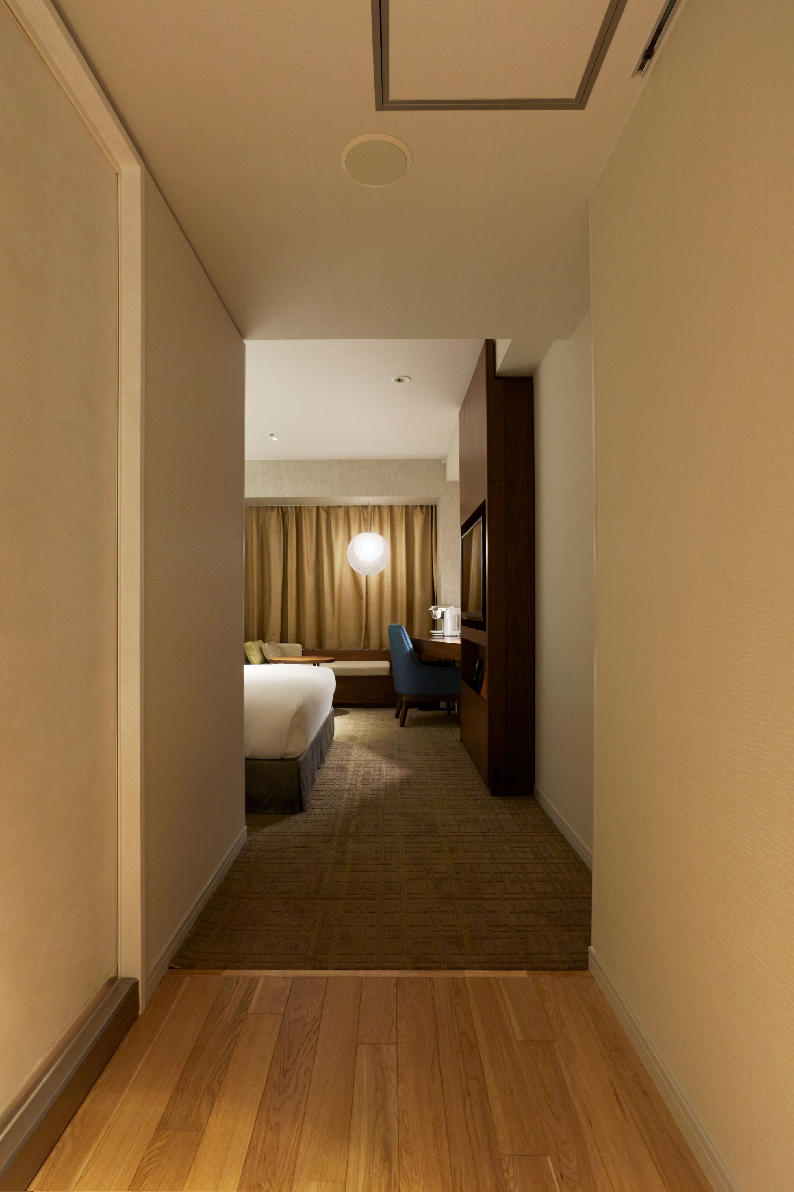 Double Premium Queen Bed