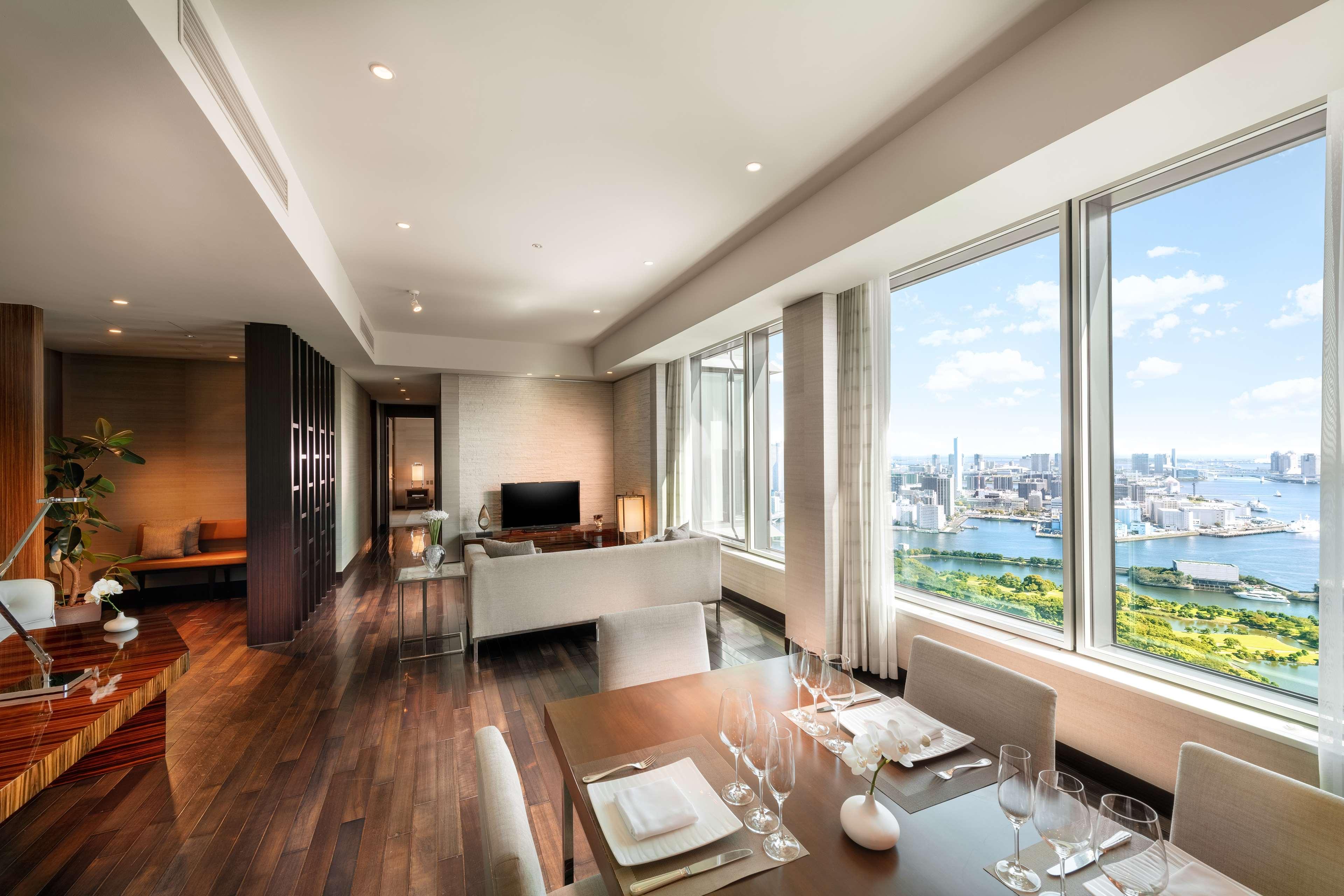 Suite Deluxe Two Bedroom