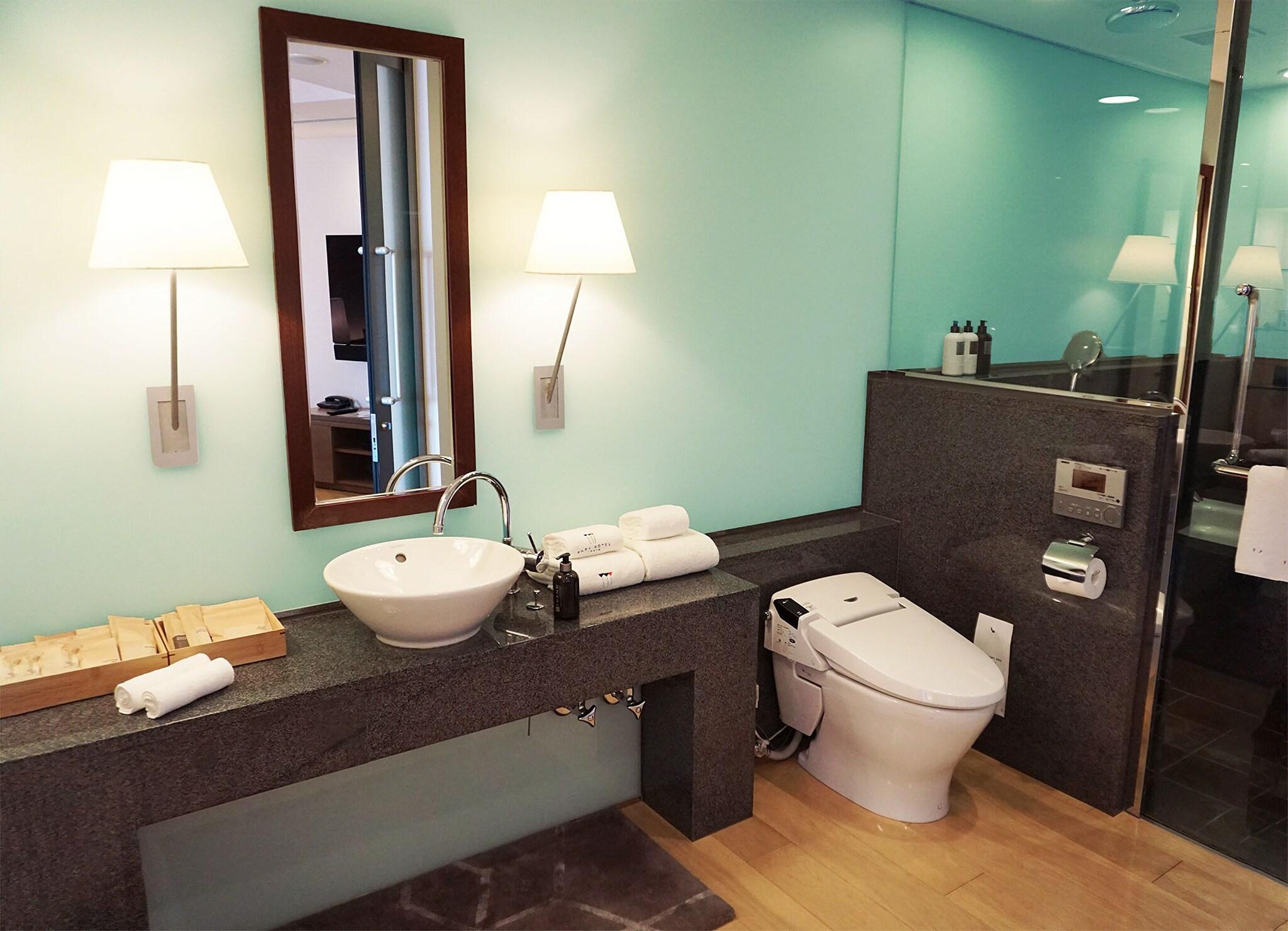 Suite Queen Size Bed