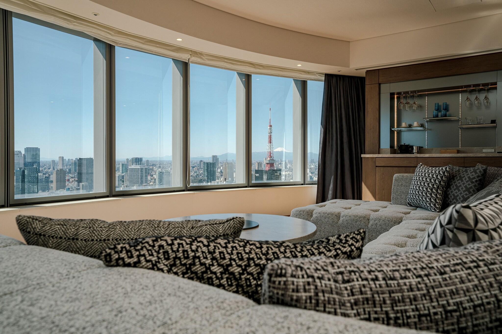 Suite Queen Size Bed