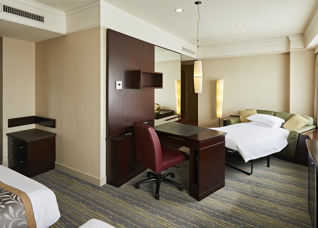 Triple Deluxe Executive