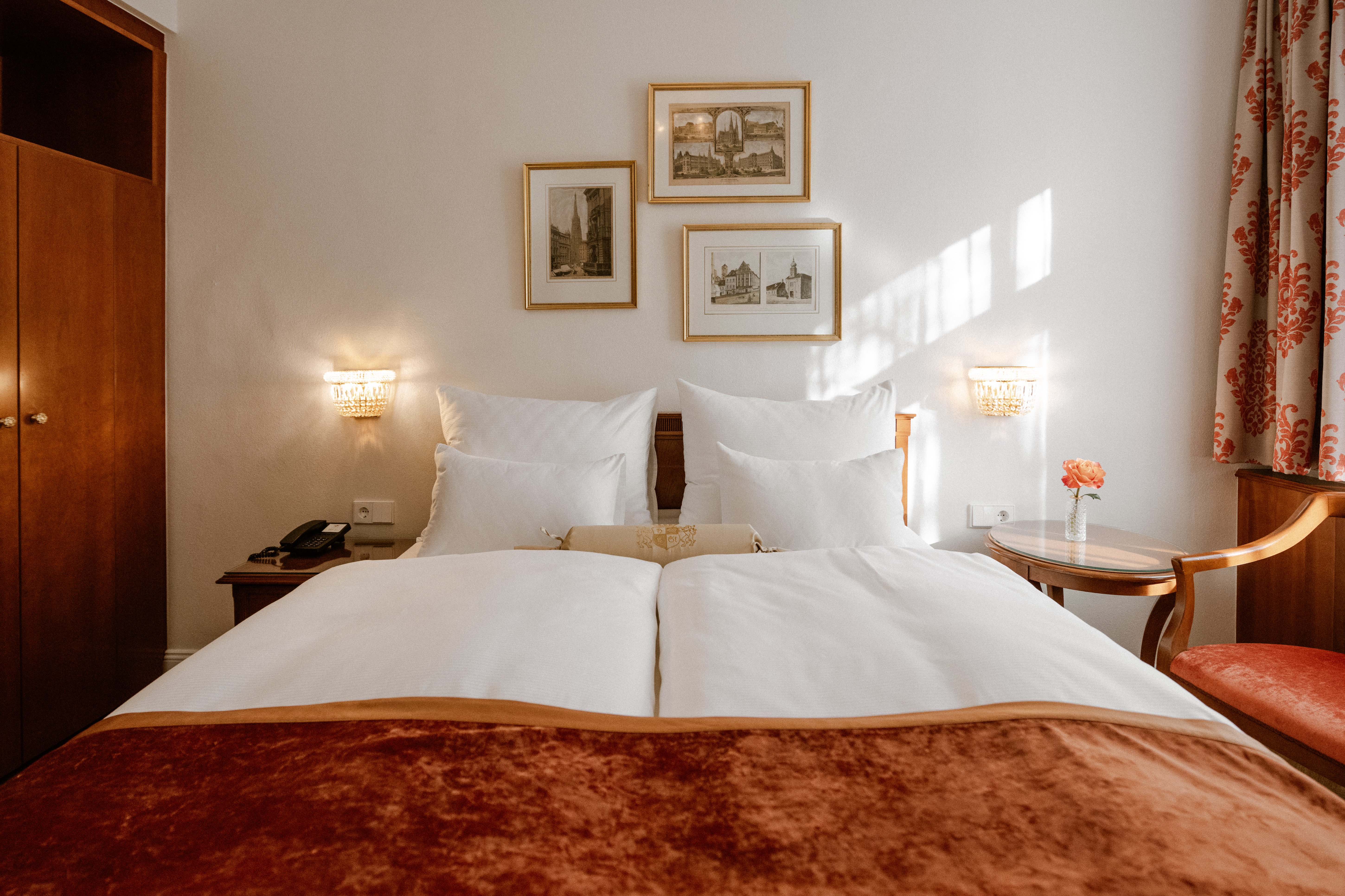 Double or Twin Standard