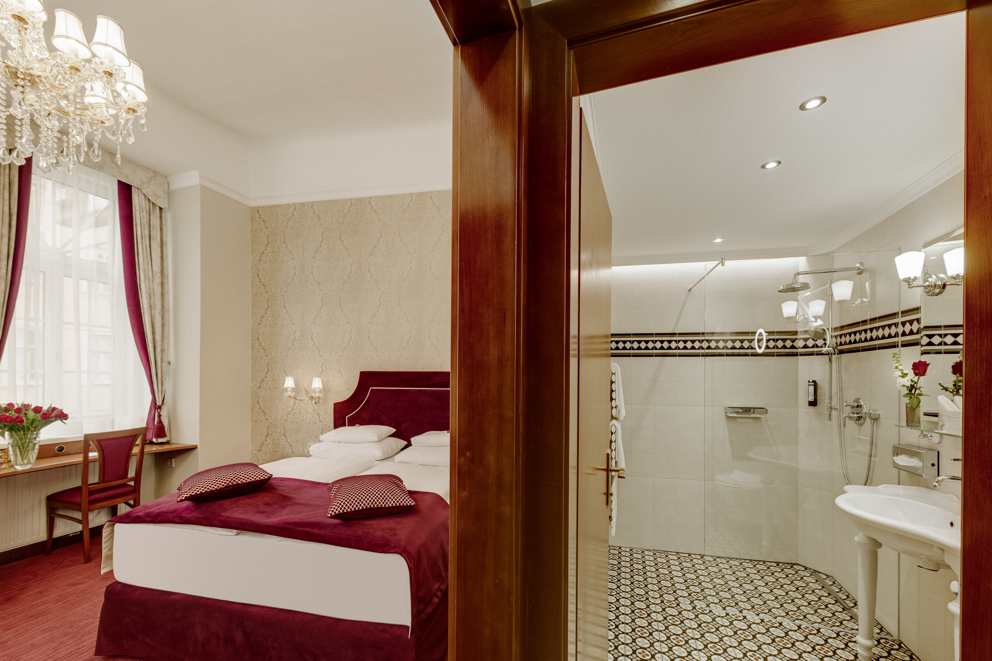 Double or Twin Standard