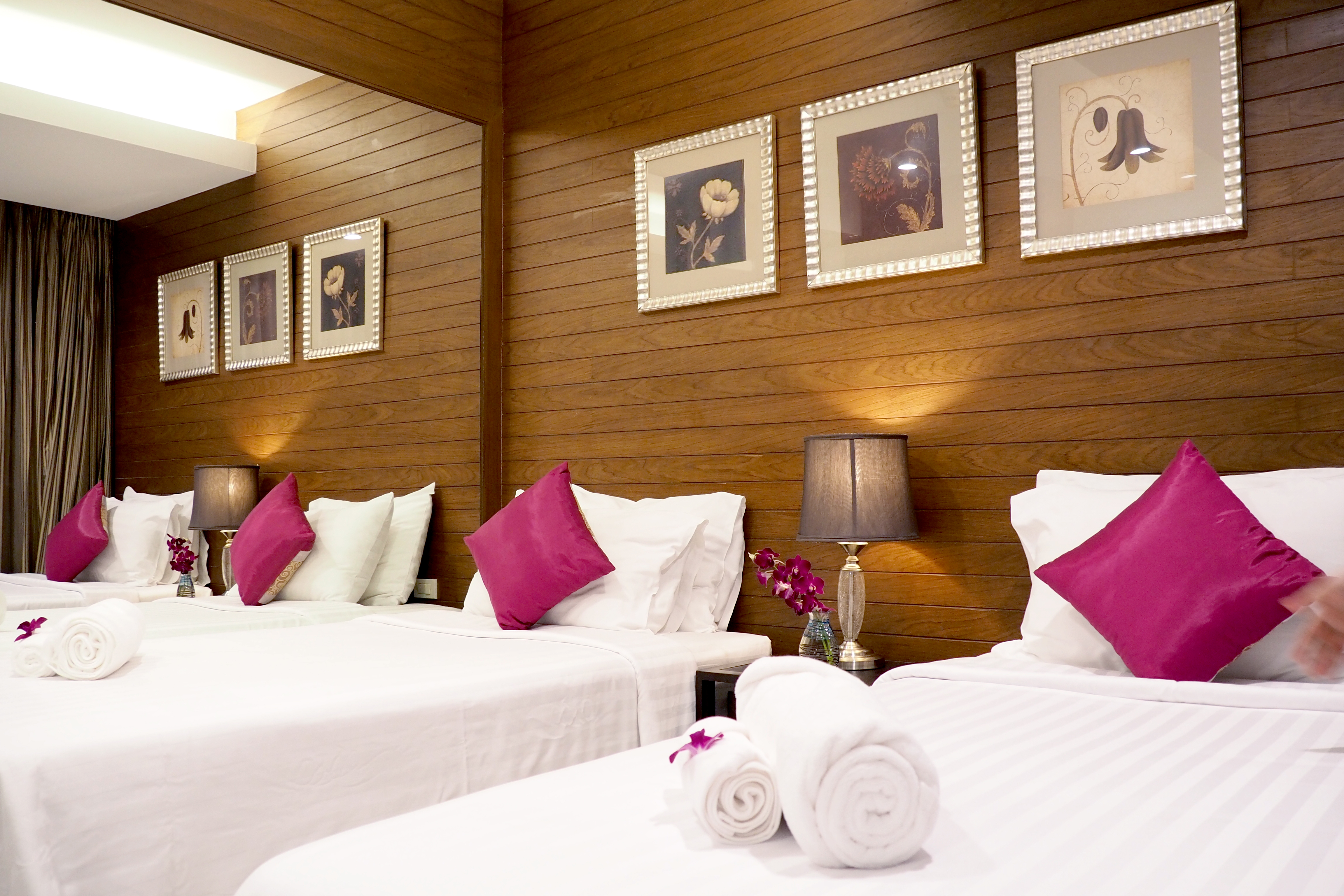 Double or Twin Deluxe