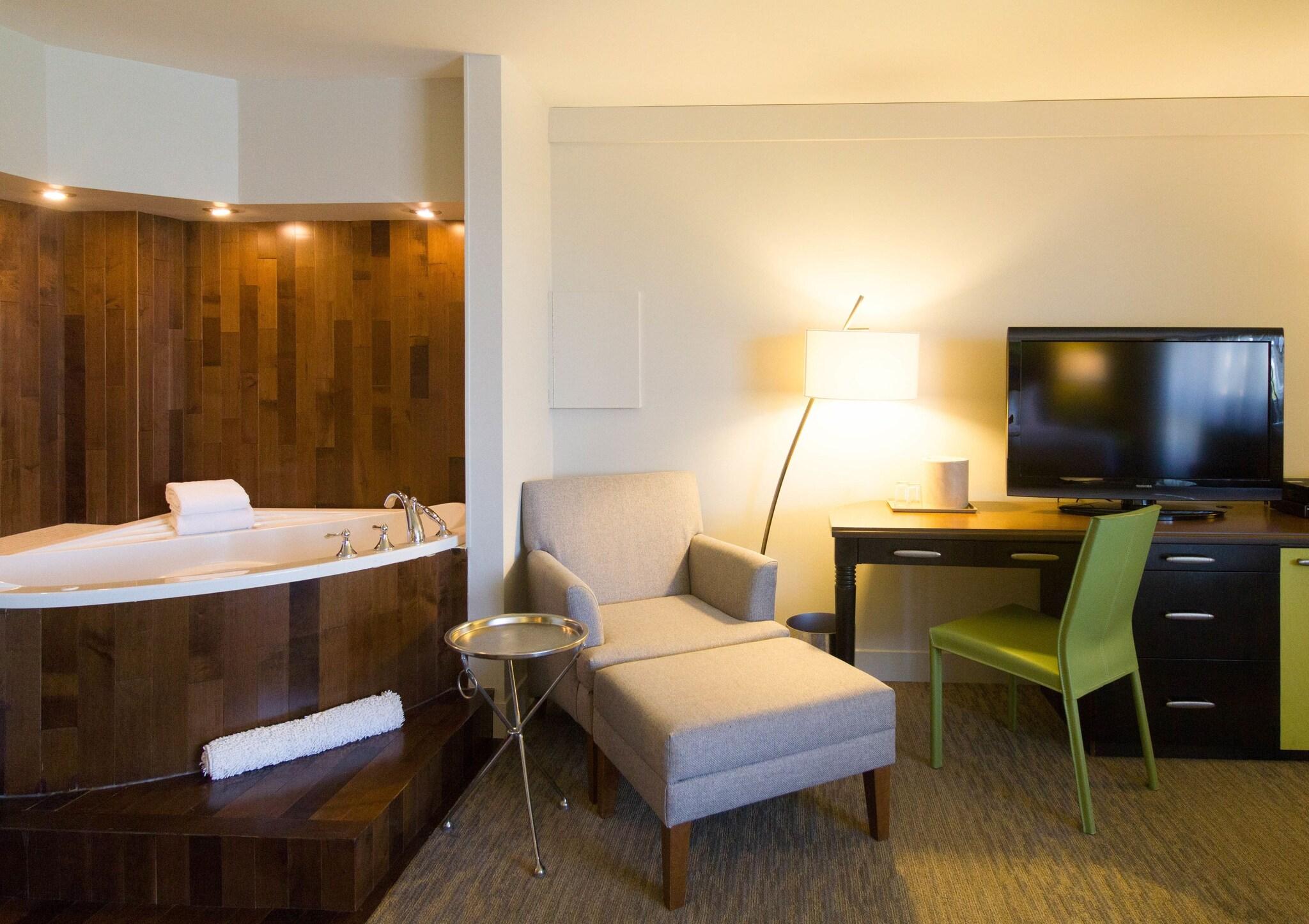 Junior Suite King Size Bed