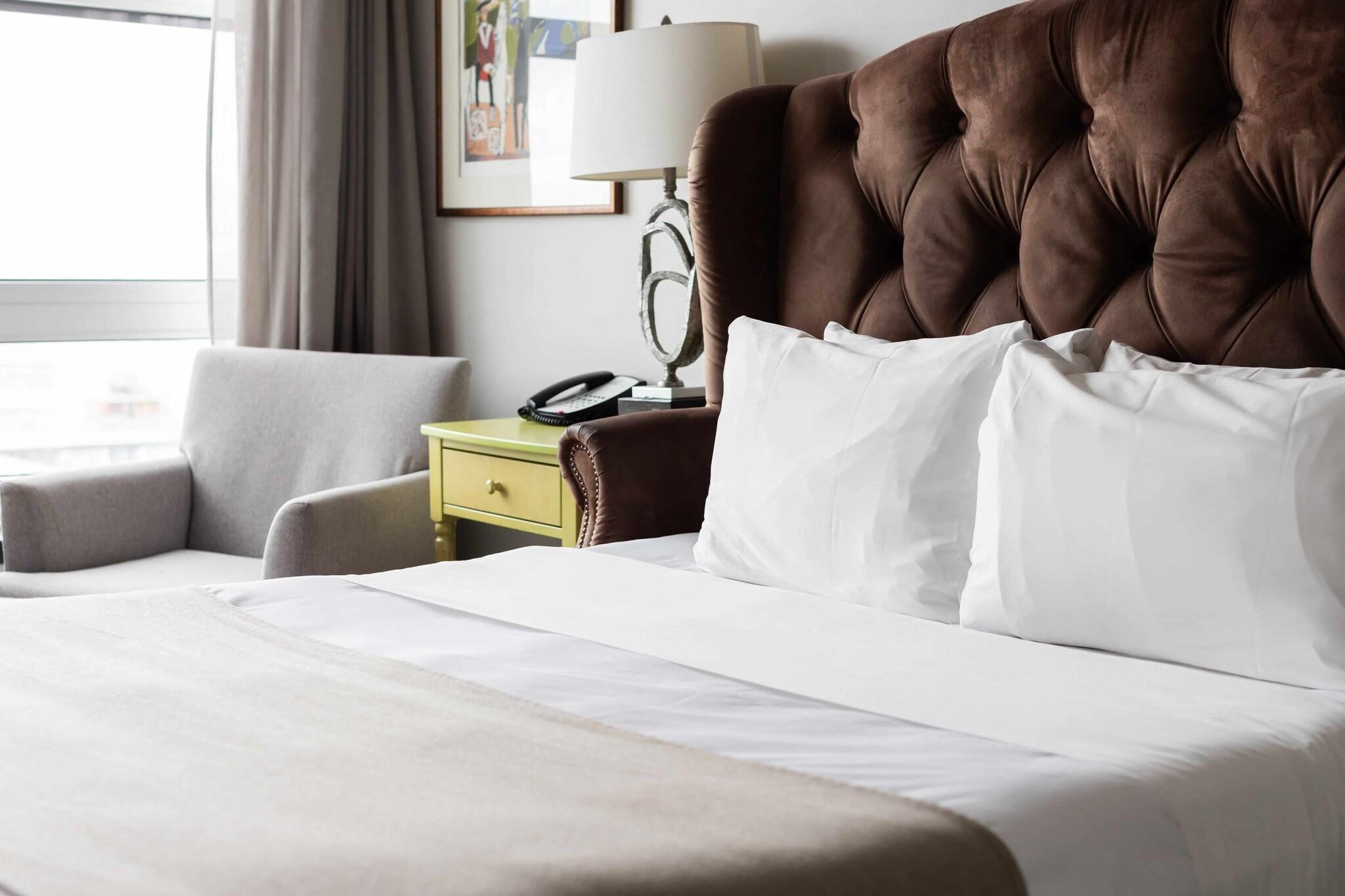 Double Deluxe King Bed