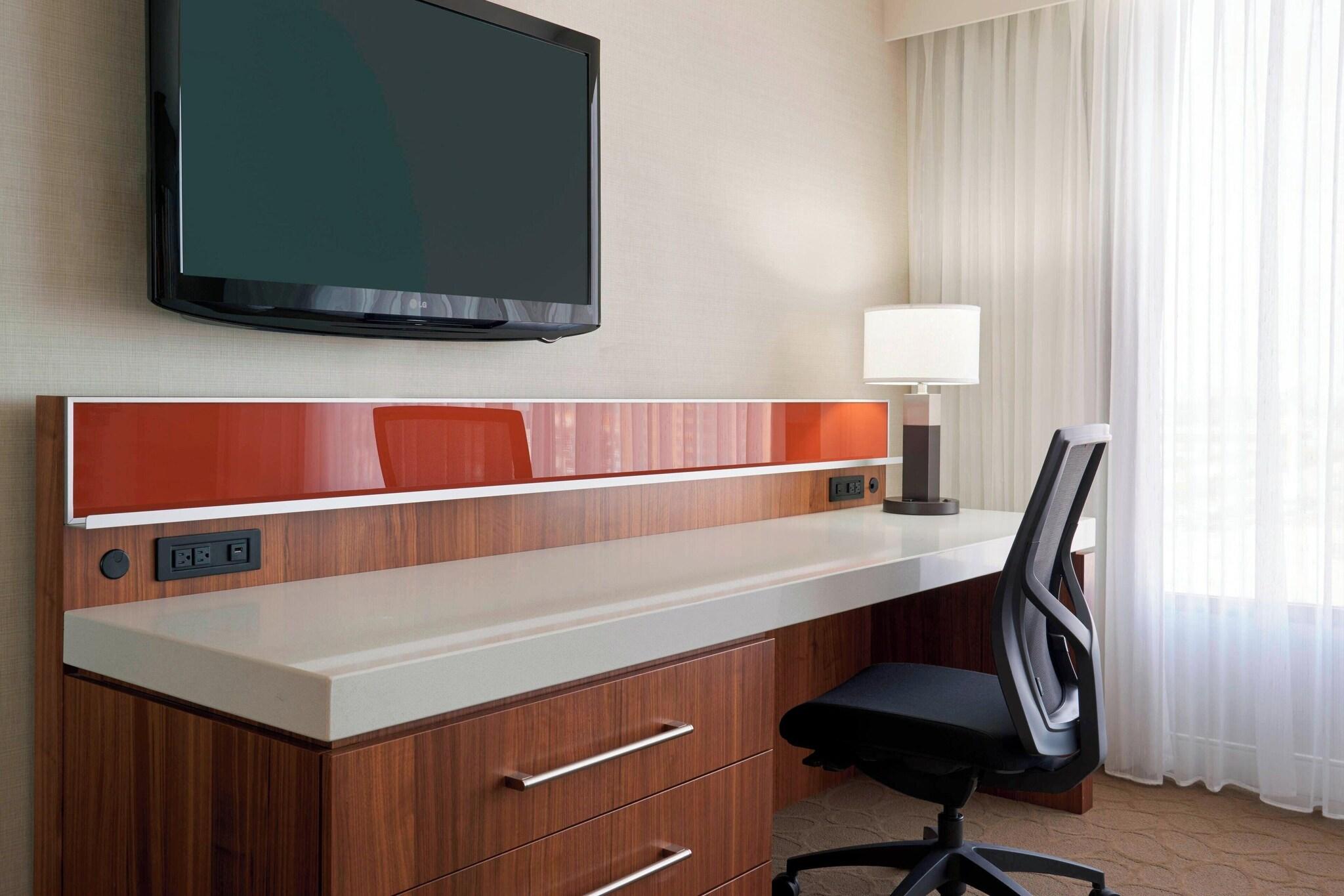 Studio King Size Bed