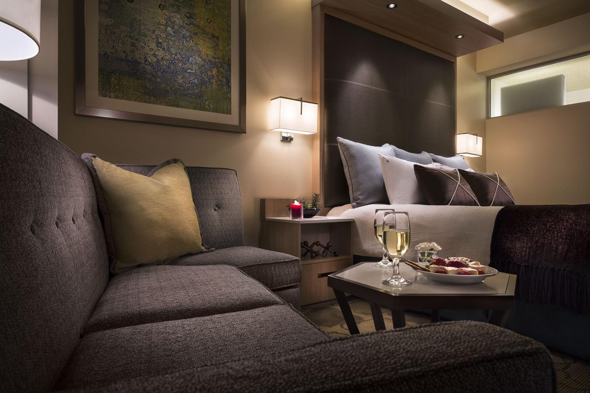 Double Deluxe King Bed