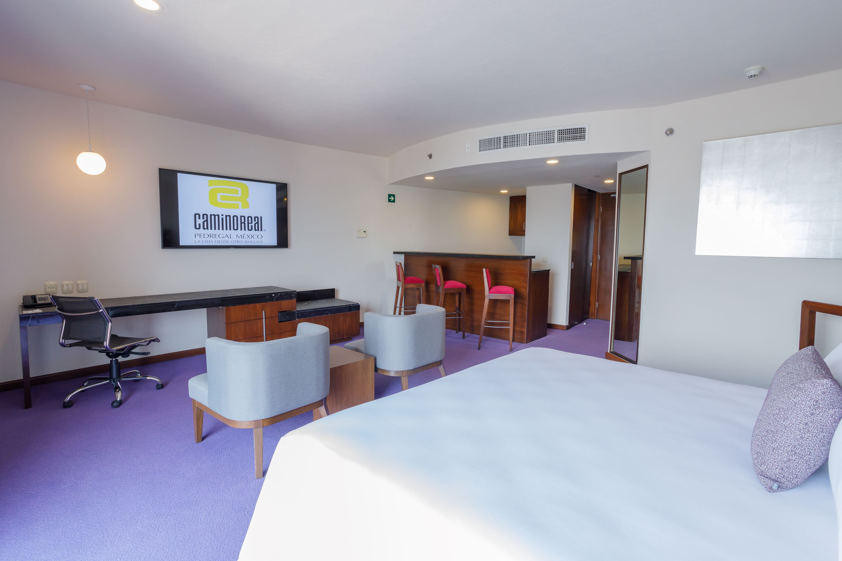 Junior Suite King Size Bed