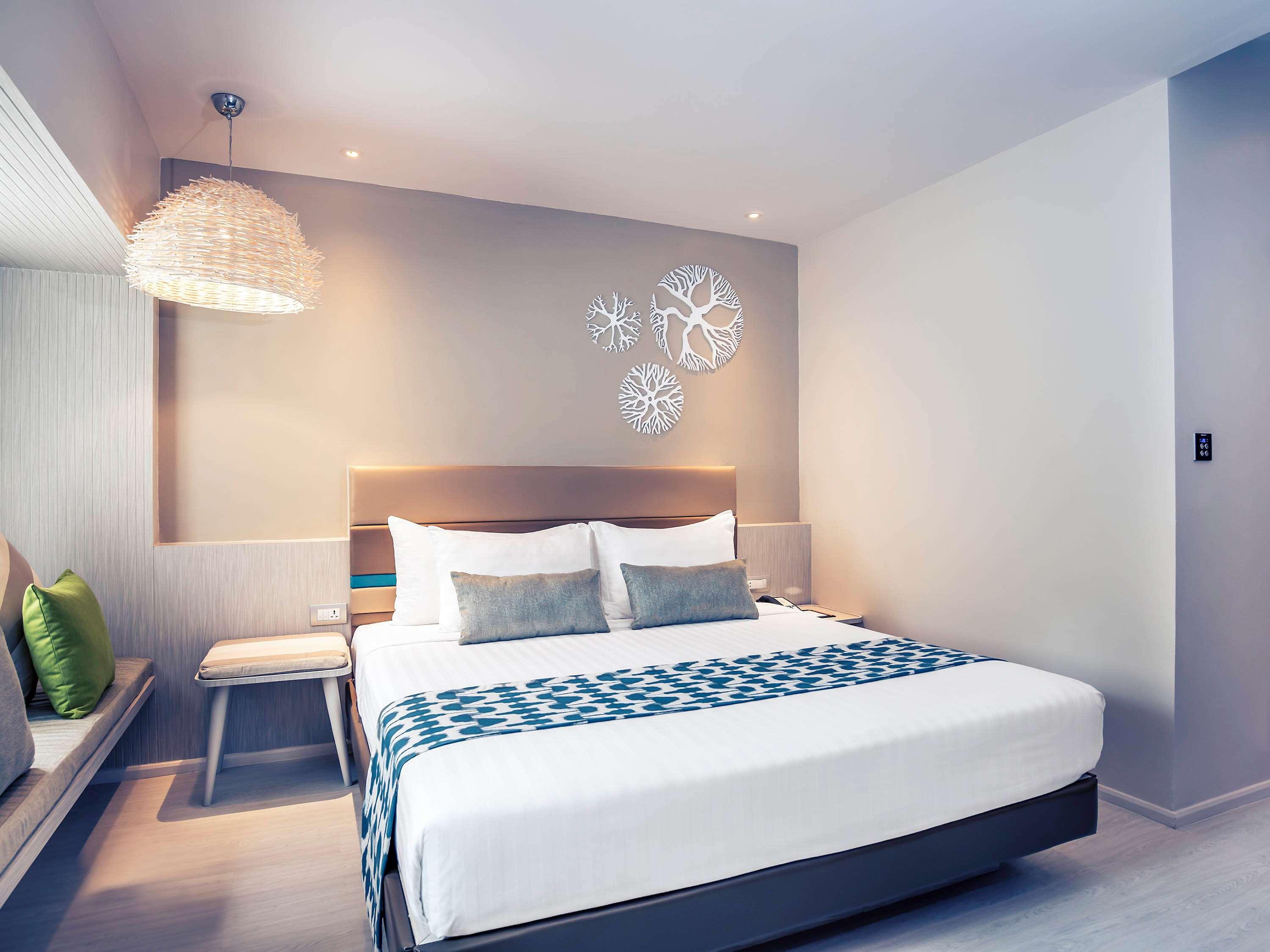 Double King Size Bed