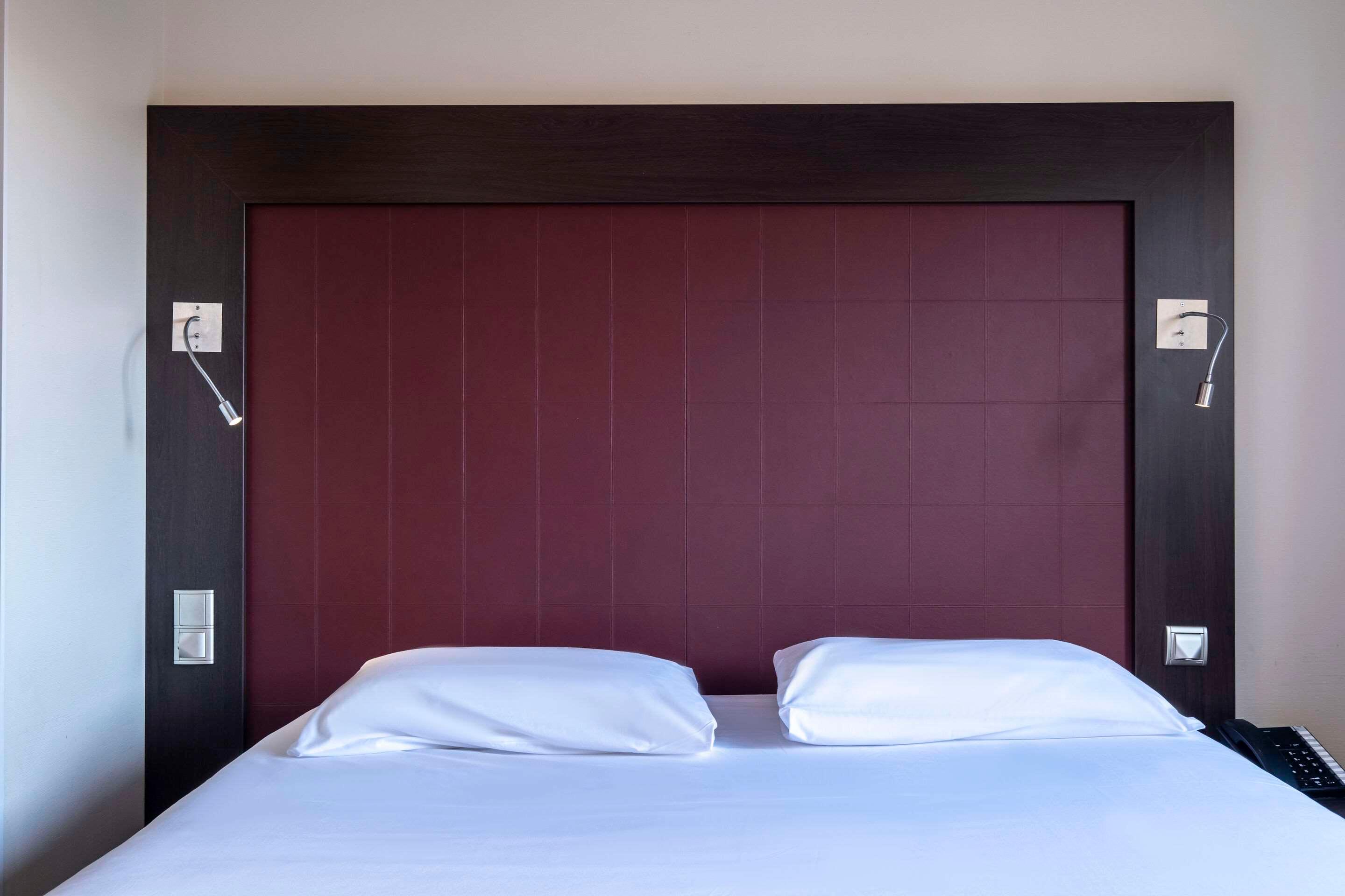 Double Queen Size Bed