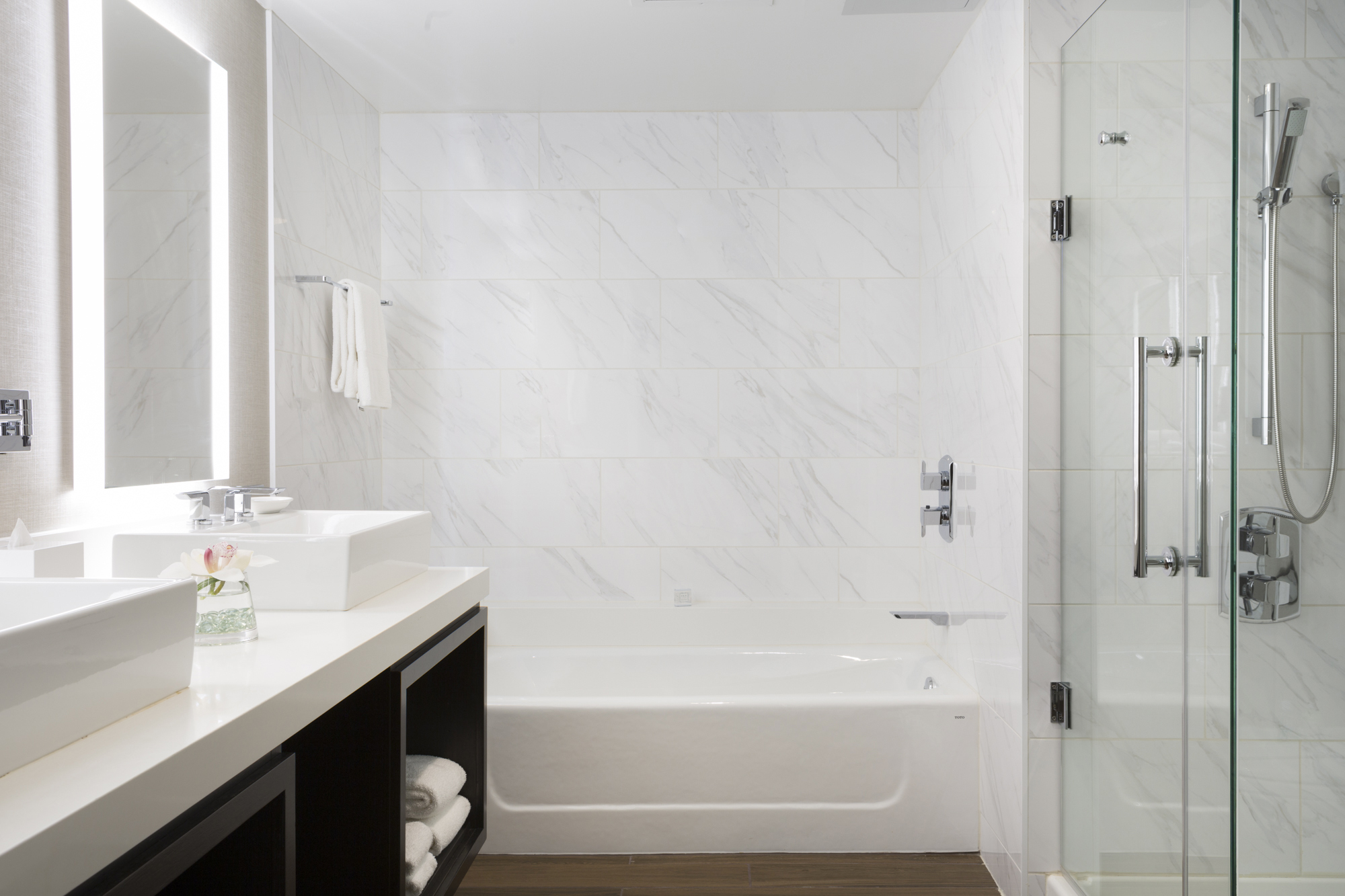 Junior Suite King Size Bed