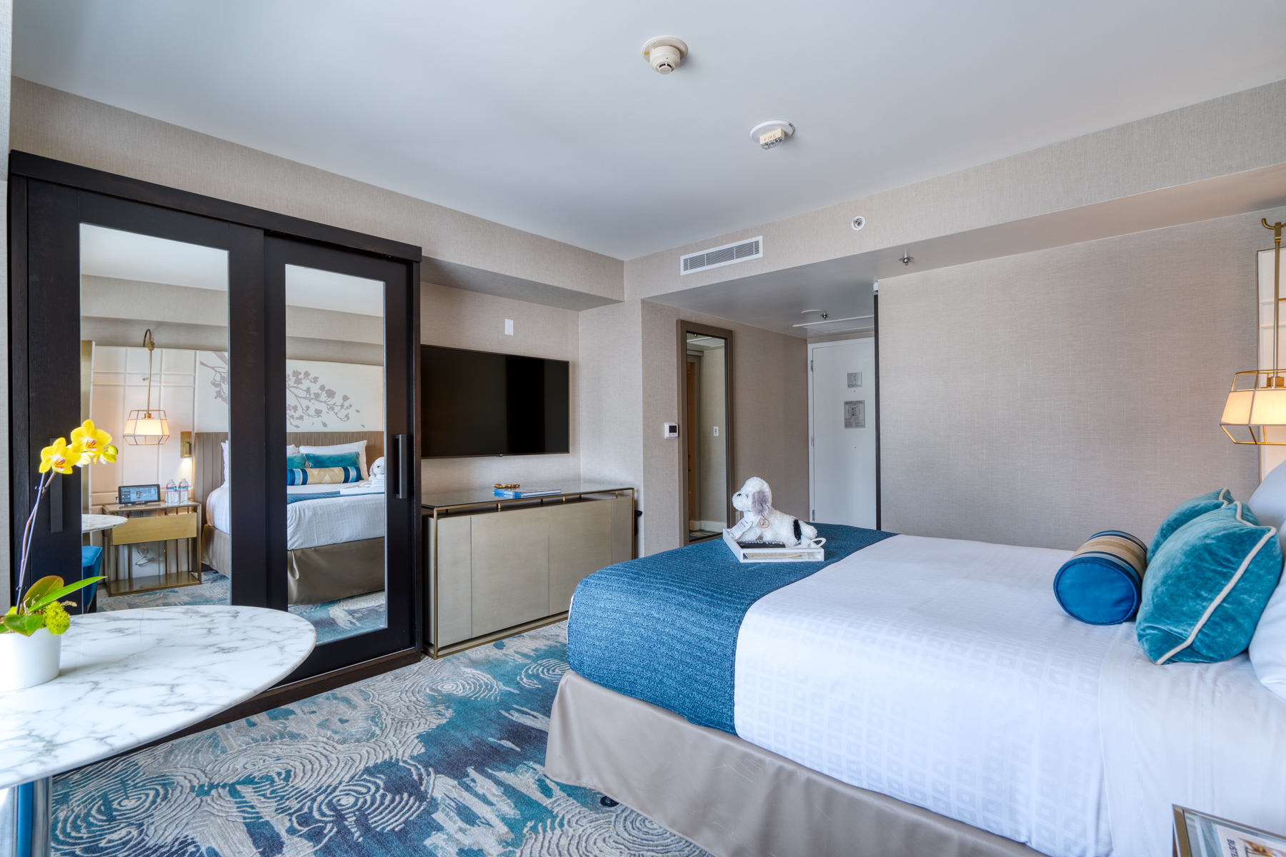 Double Accessible-queen Size Bed