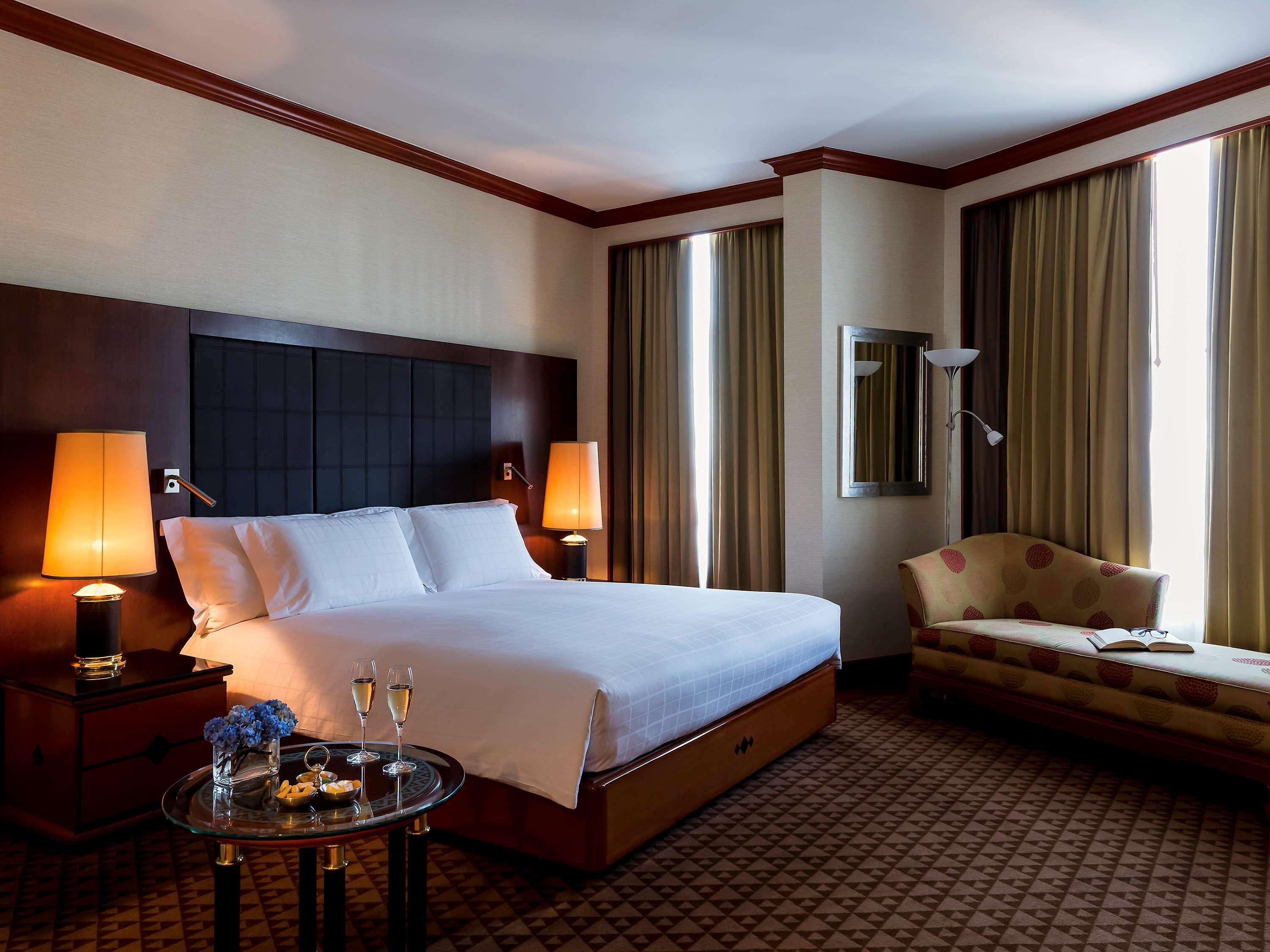 Double Deluxe King Bed