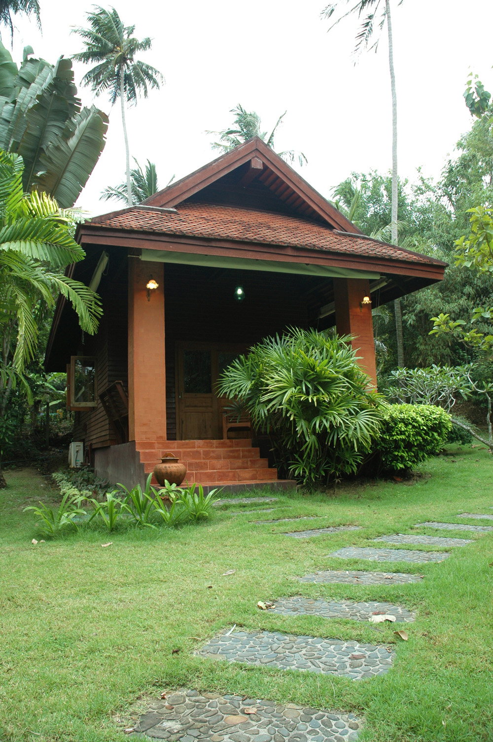 Bungalow Garden View